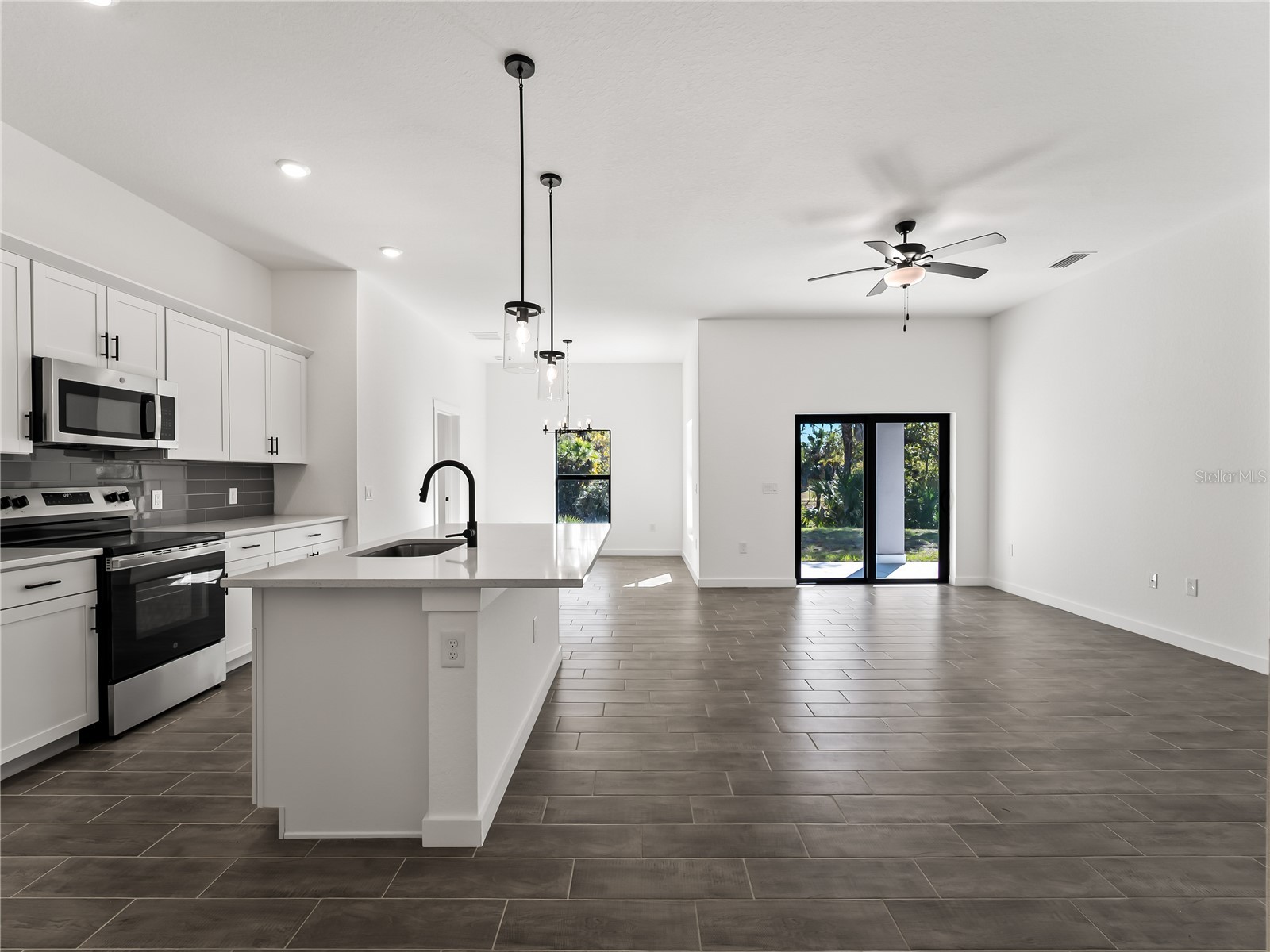 3085 Stockton Avenue North Port FL 34286 C7520061 image13