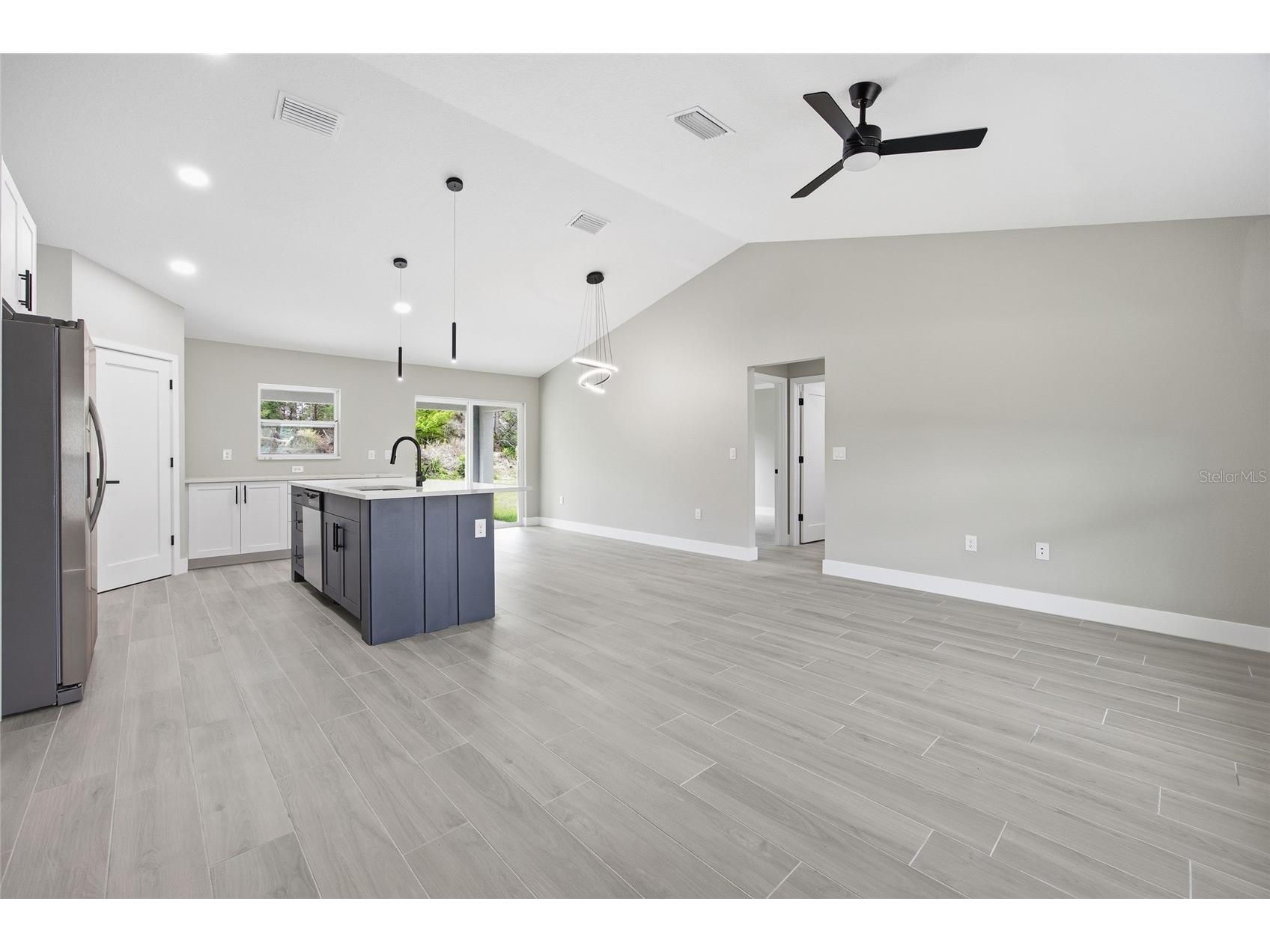3086 W Hampshire Boulevard Citrus Springs FL 34433 OM724728 image3