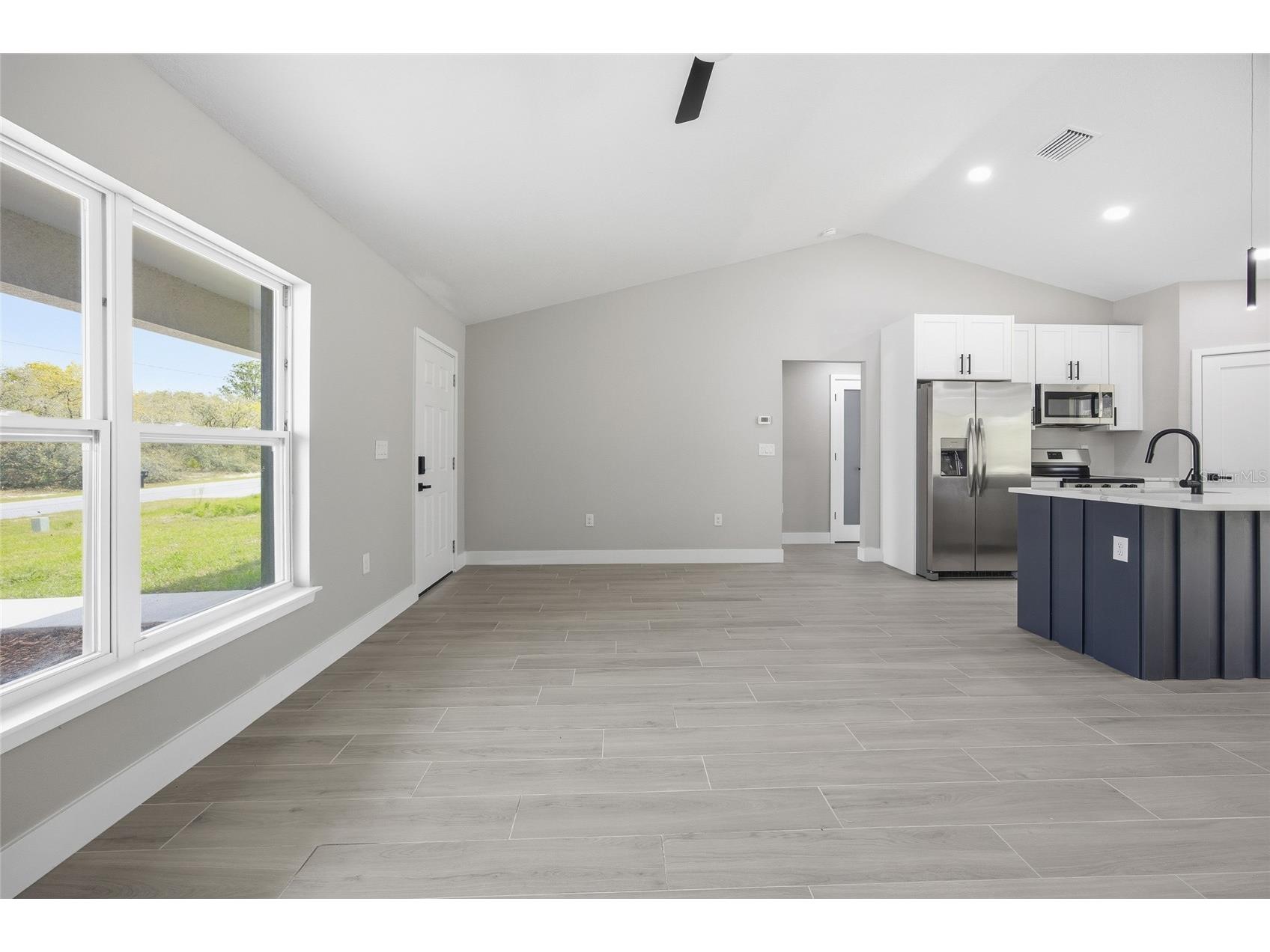 3086 W Hampshire Boulevard Citrus Springs FL 34433 OM724728 image5