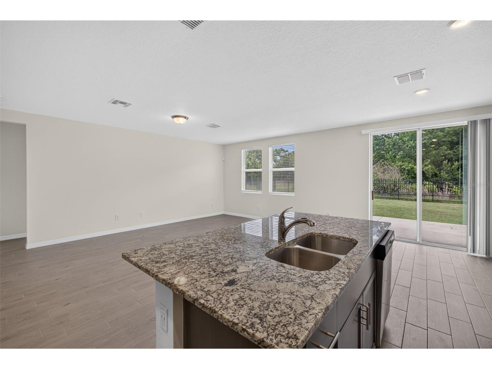 3087 Forrest Plum Court Zephyrhills FL 33540 TB8526513 image19