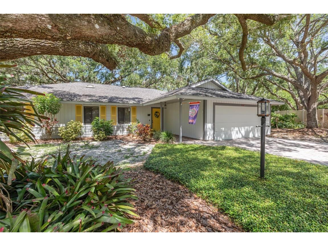 3087 Heather Lake Drive Sarasota FL 34235 A4658135 image1