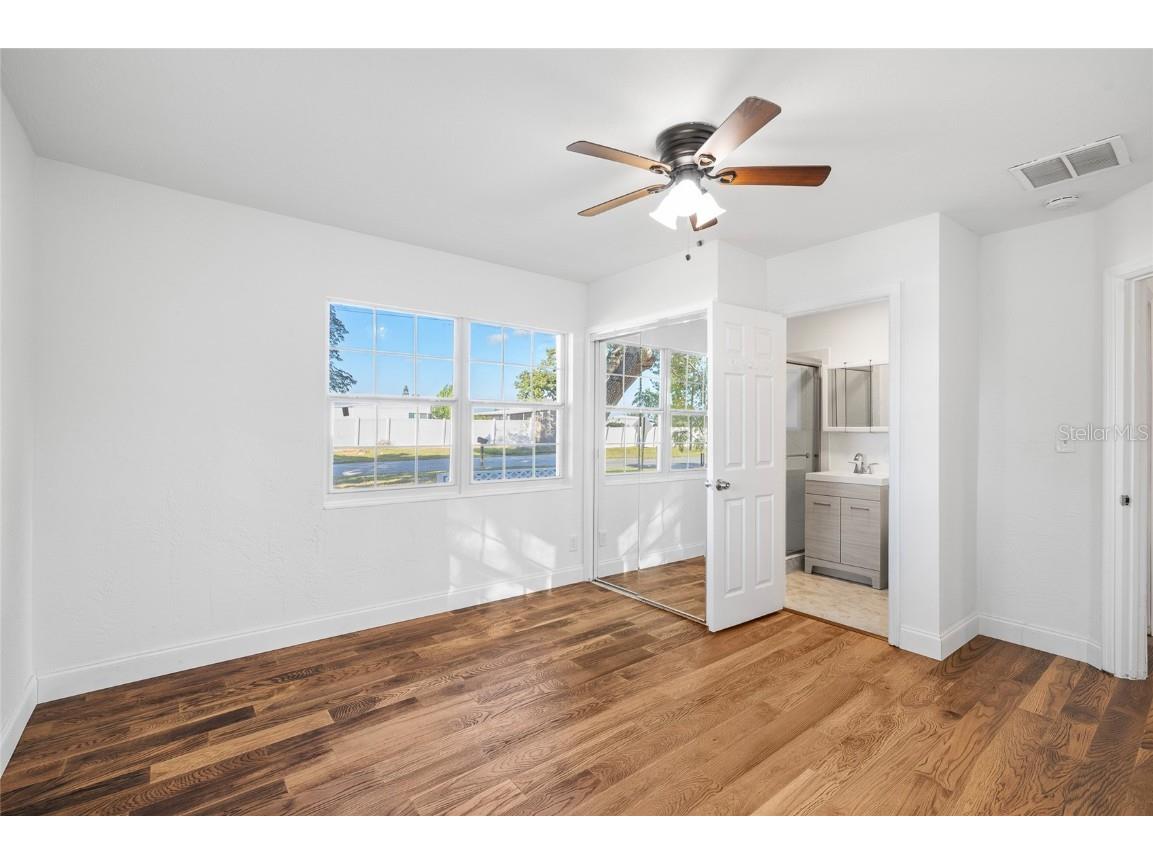 3088 50th Avenue N Saint Petersburg FL 33714 TB8449547 image16