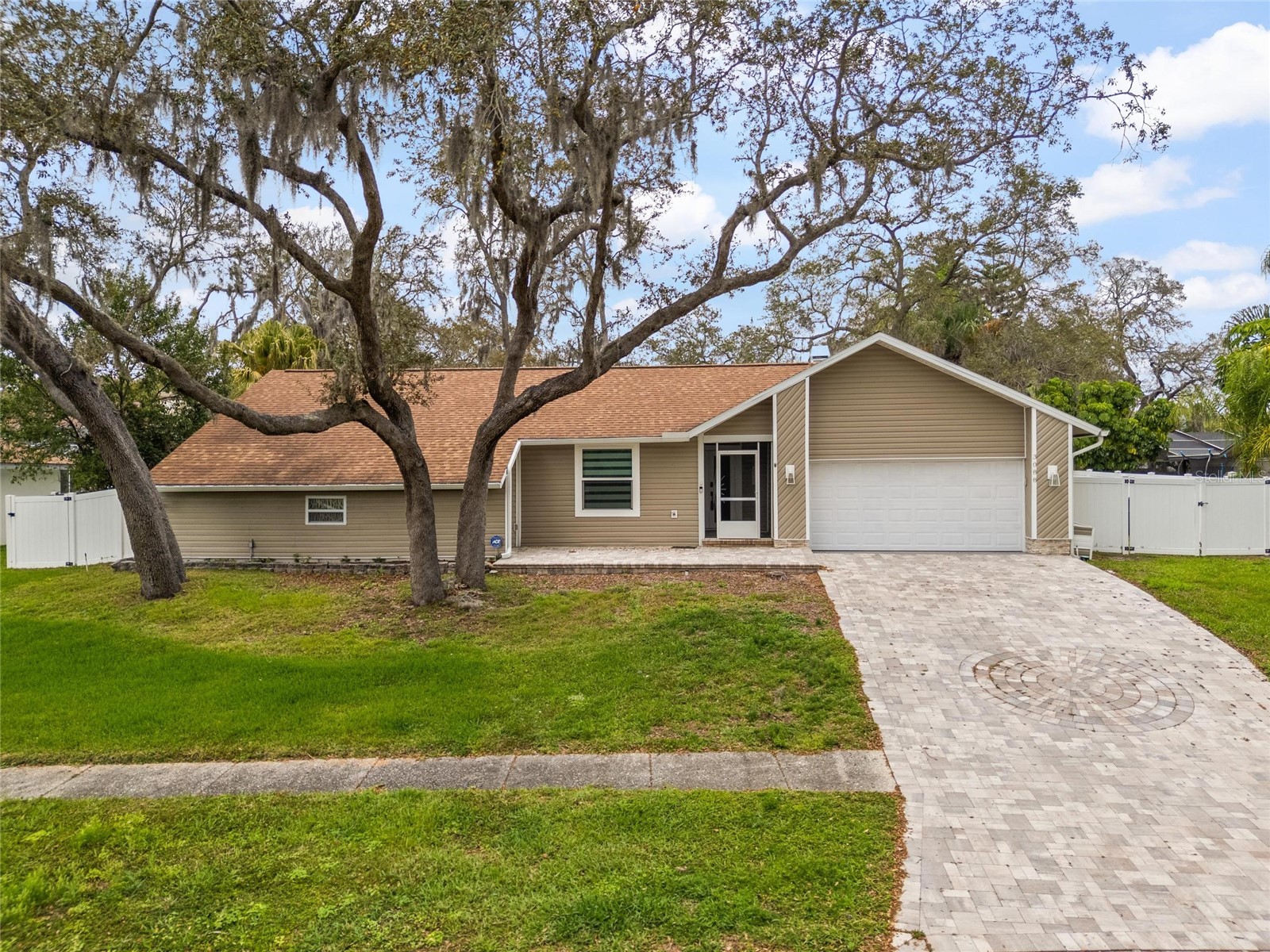 3088 Enisglen Drive Palm Harbor FL 34683 TB8485535 image1