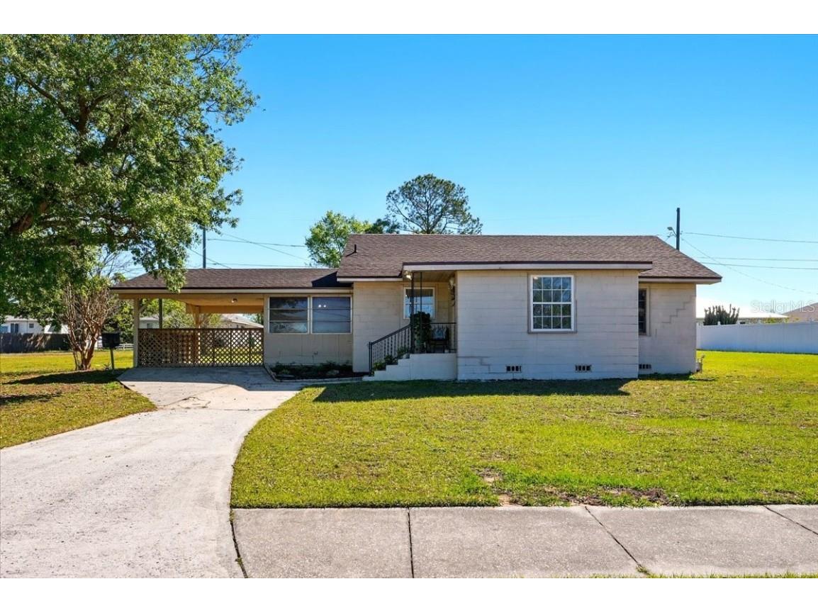 309 4th Street S Dundee FL 33838 P4934172 image1