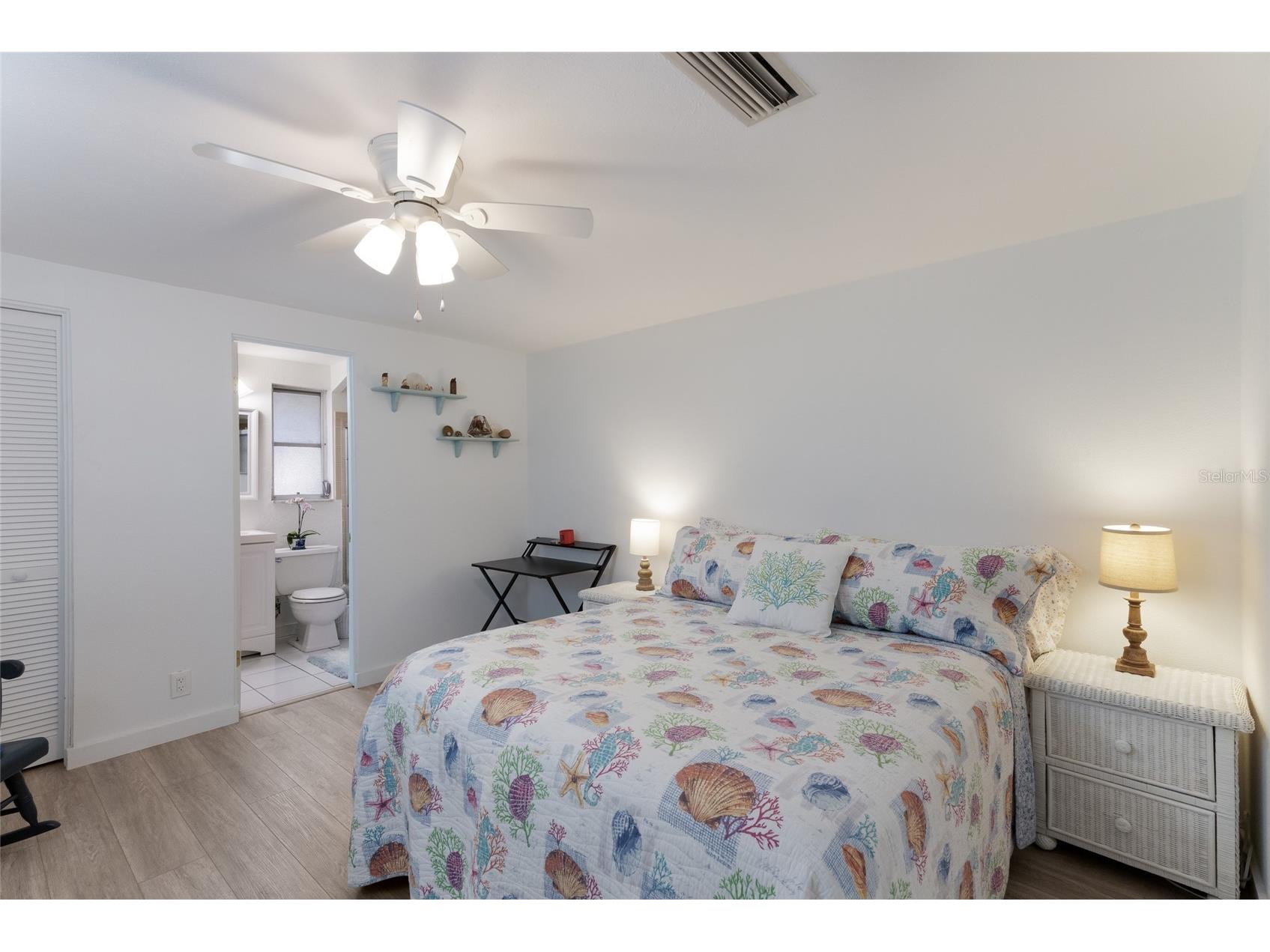309 57th Street Holmes Beach FL 34217 A4685855 image14