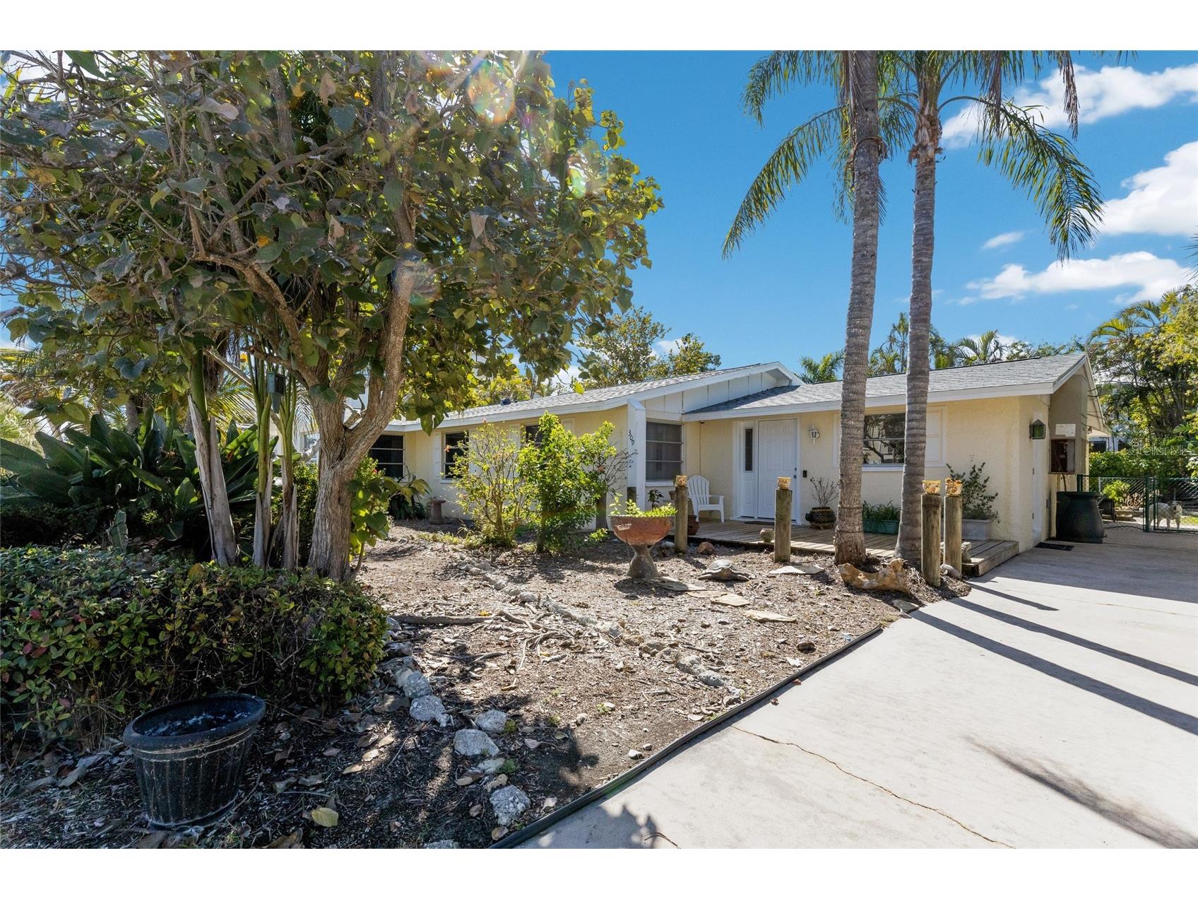 309 57th Street Holmes Beach FL 34217 A4685855 image3