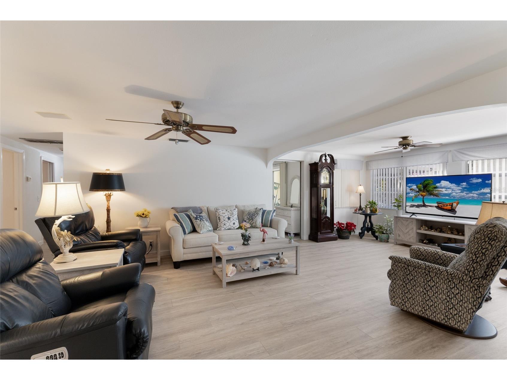 309 57th Street Holmes Beach FL 34217 A4685855 image5
