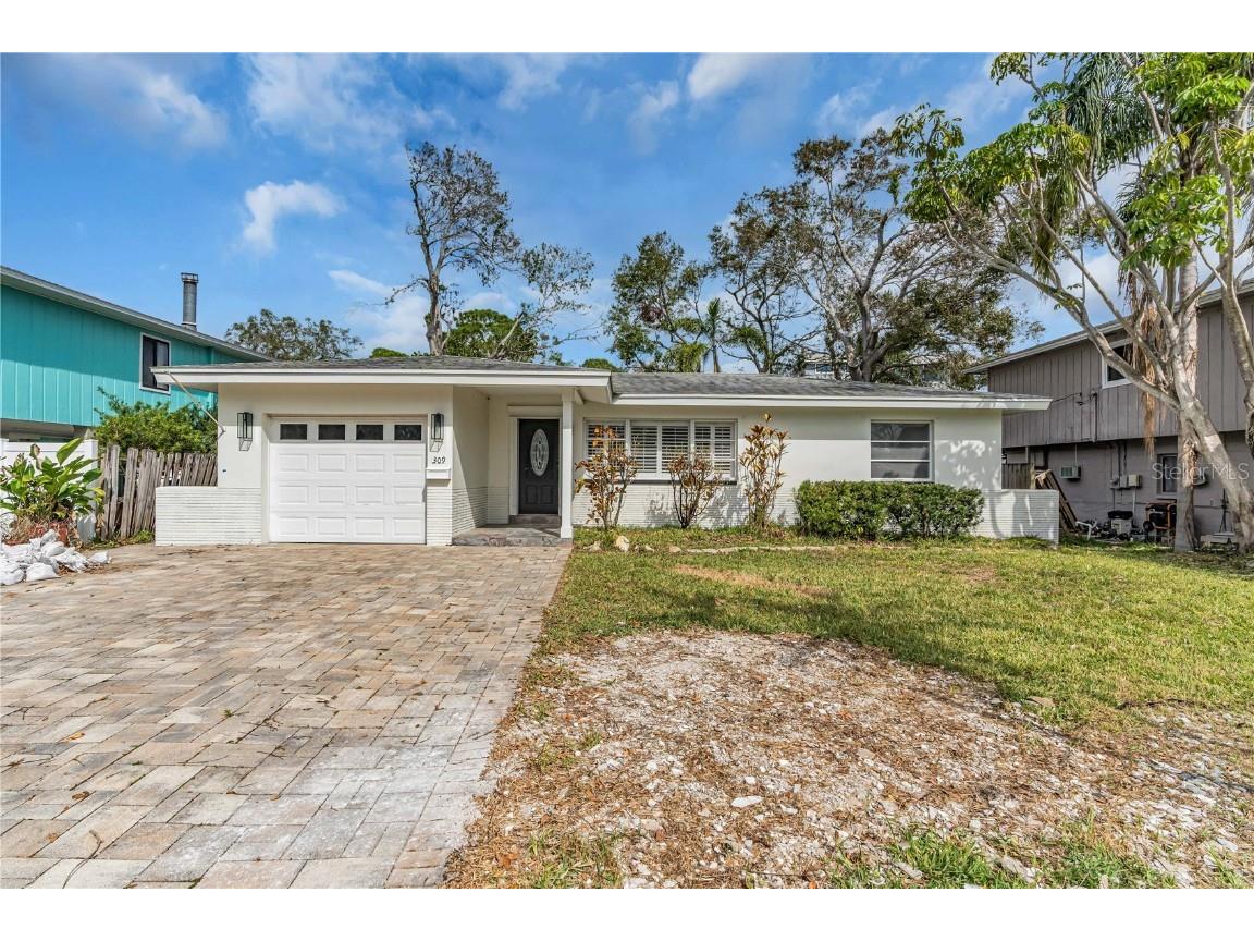 309 84th Avenue NE Saint Petersburg FL 33702 TB8356443 image1