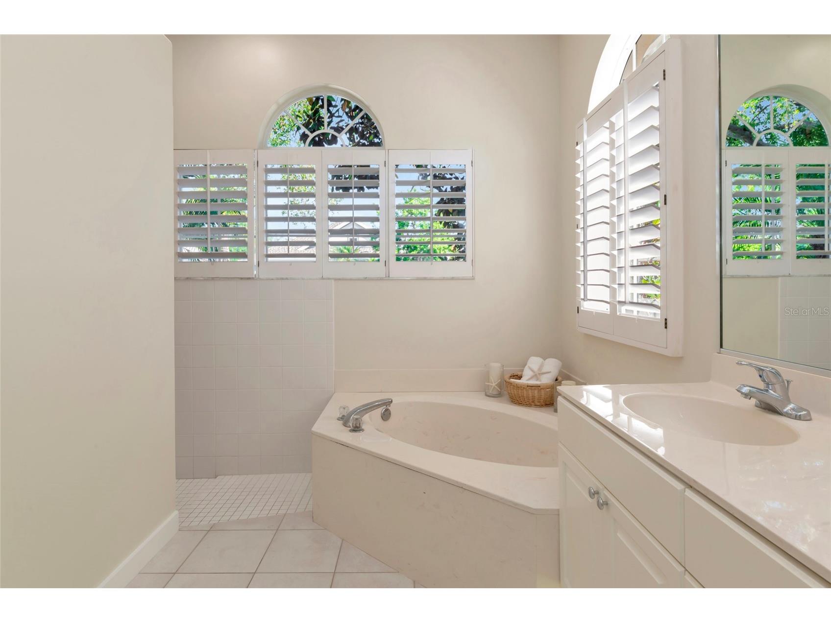 309 Americas Cup Boulevard Bradenton FL 34208 N6144036 image28