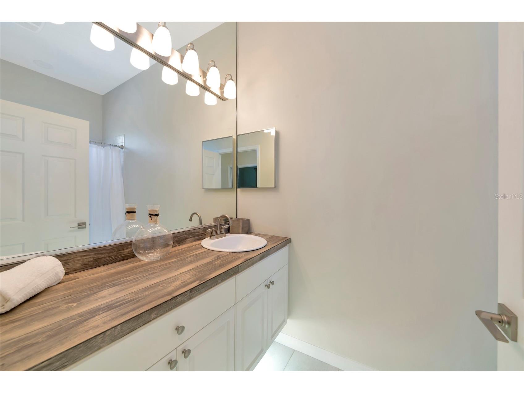 309 Americas Cup Boulevard Bradenton FL 34208 N6144036 image33