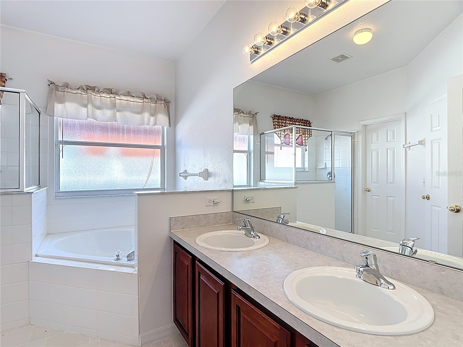 309 Aylesbury Court Kissimmee FL 34758 O6385847 image46