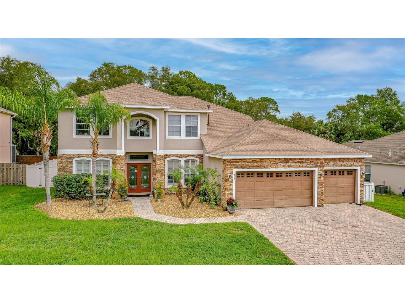 309 Blue Crystal Drive Deland FL 32720 V4930865 image1