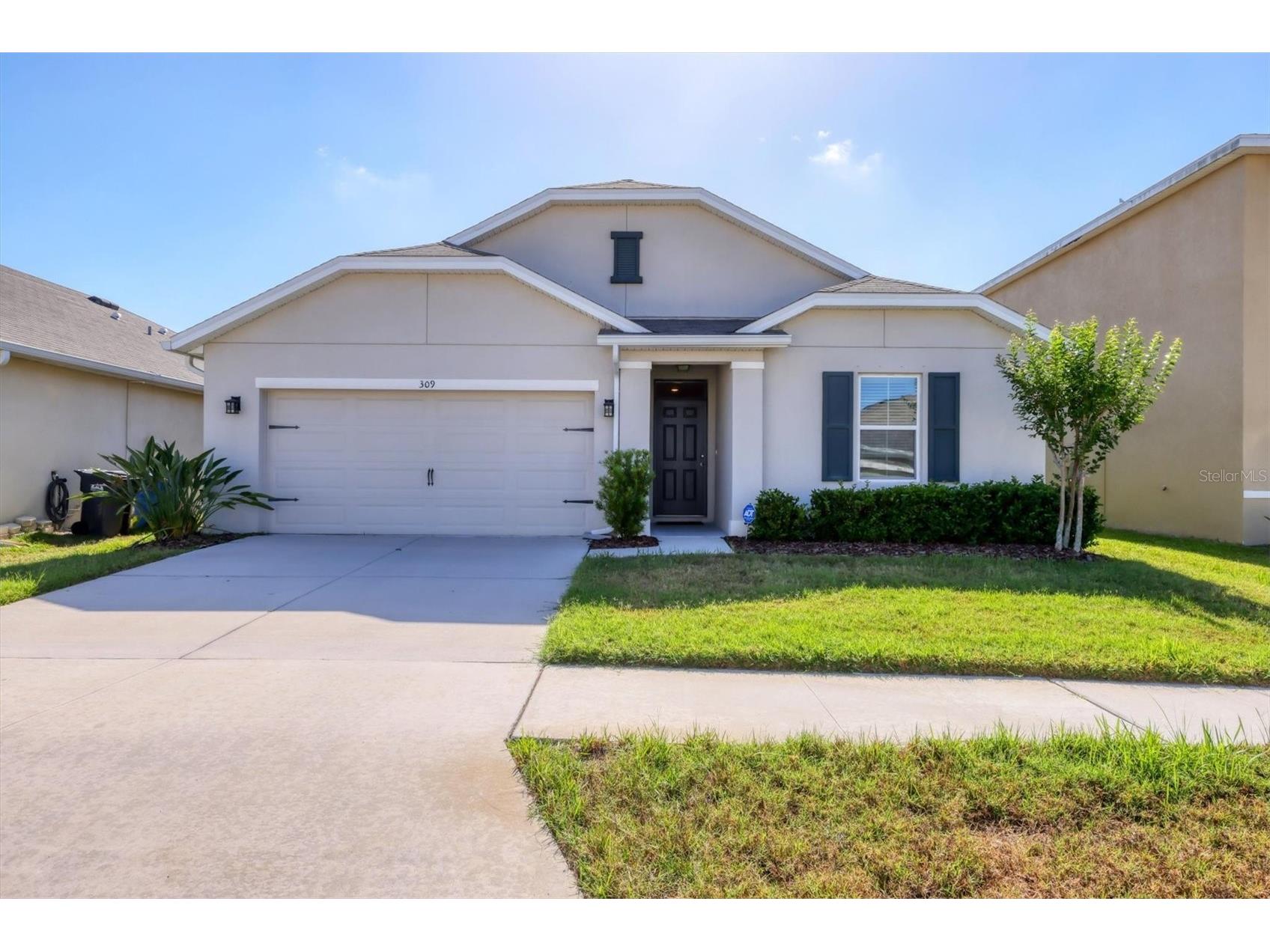 309 Blue Point Drive Ruskin FL 33570 A4650998 image1