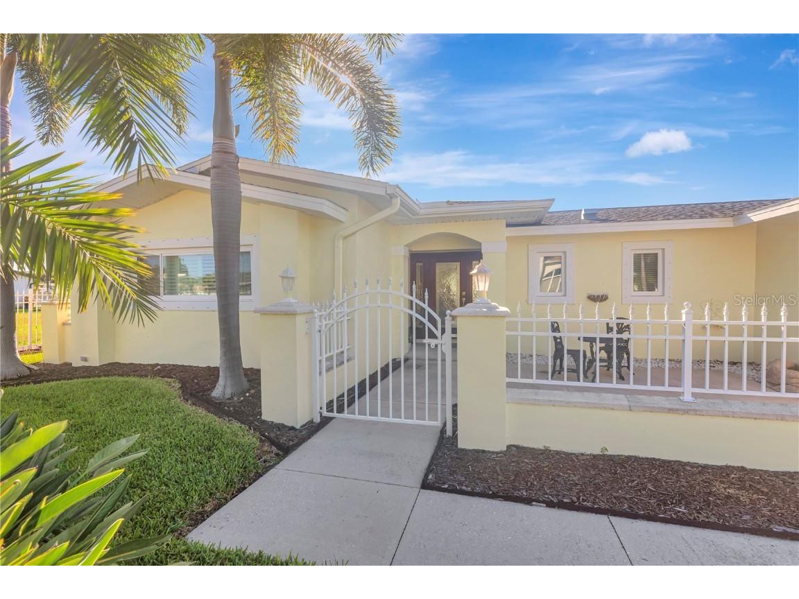 309 Buttonwood Lane Largo FL 33770 TB8432546 image1