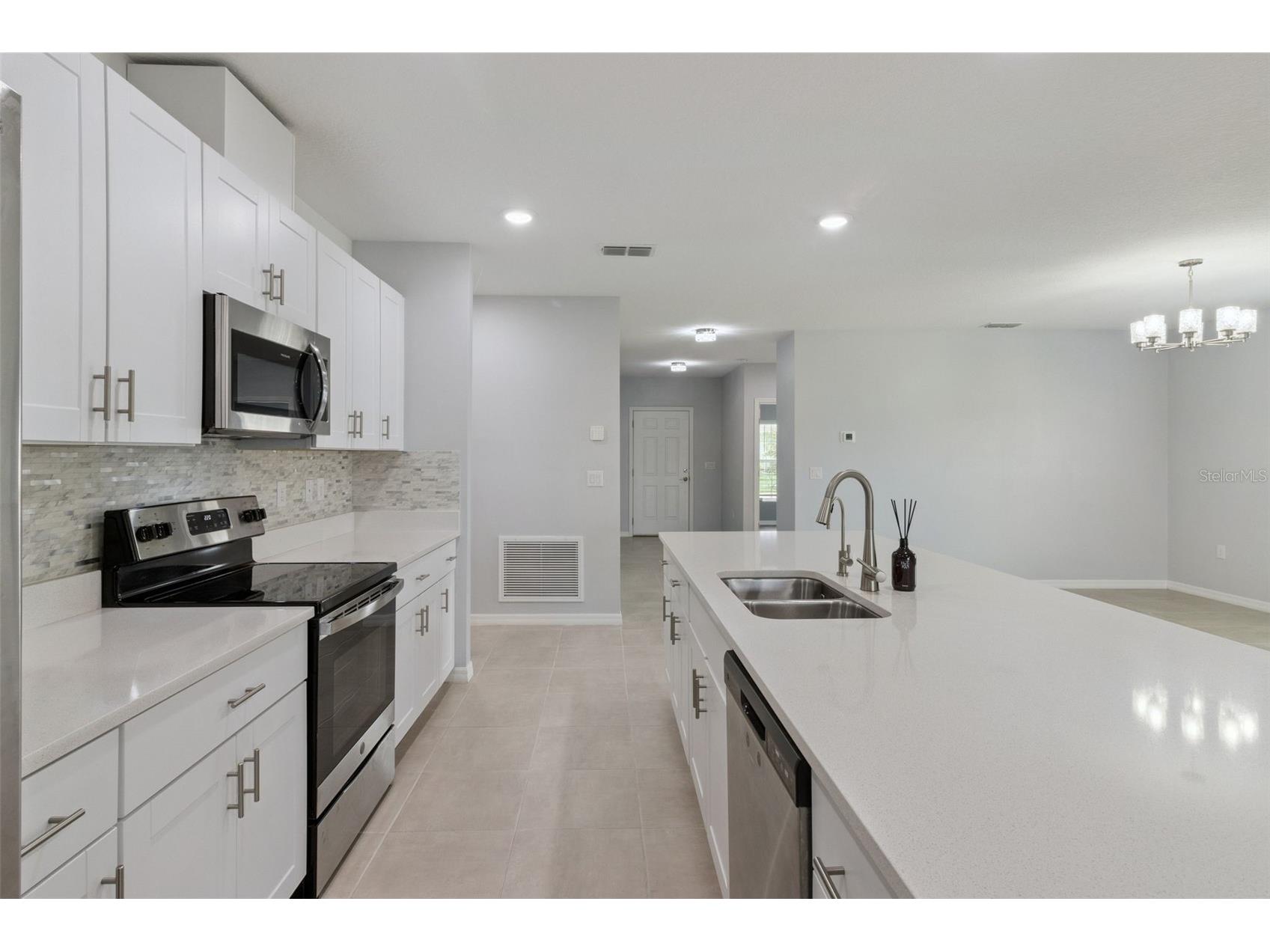 309 Citrine Loop Kissimmee FL 34758 O6425773 image18