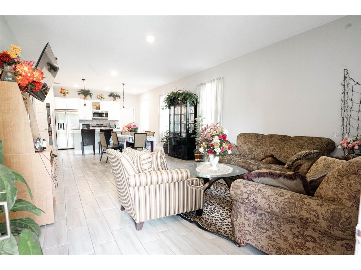 309 E 13th Street Apopka FL 32703 O6316140 image4