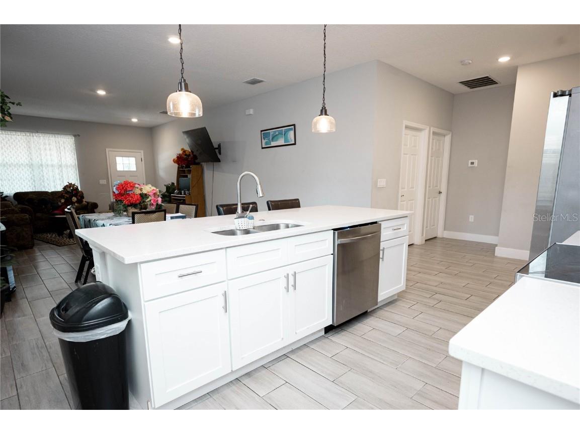 309 E 13th Street Apopka FL 32703 O6316140 image5