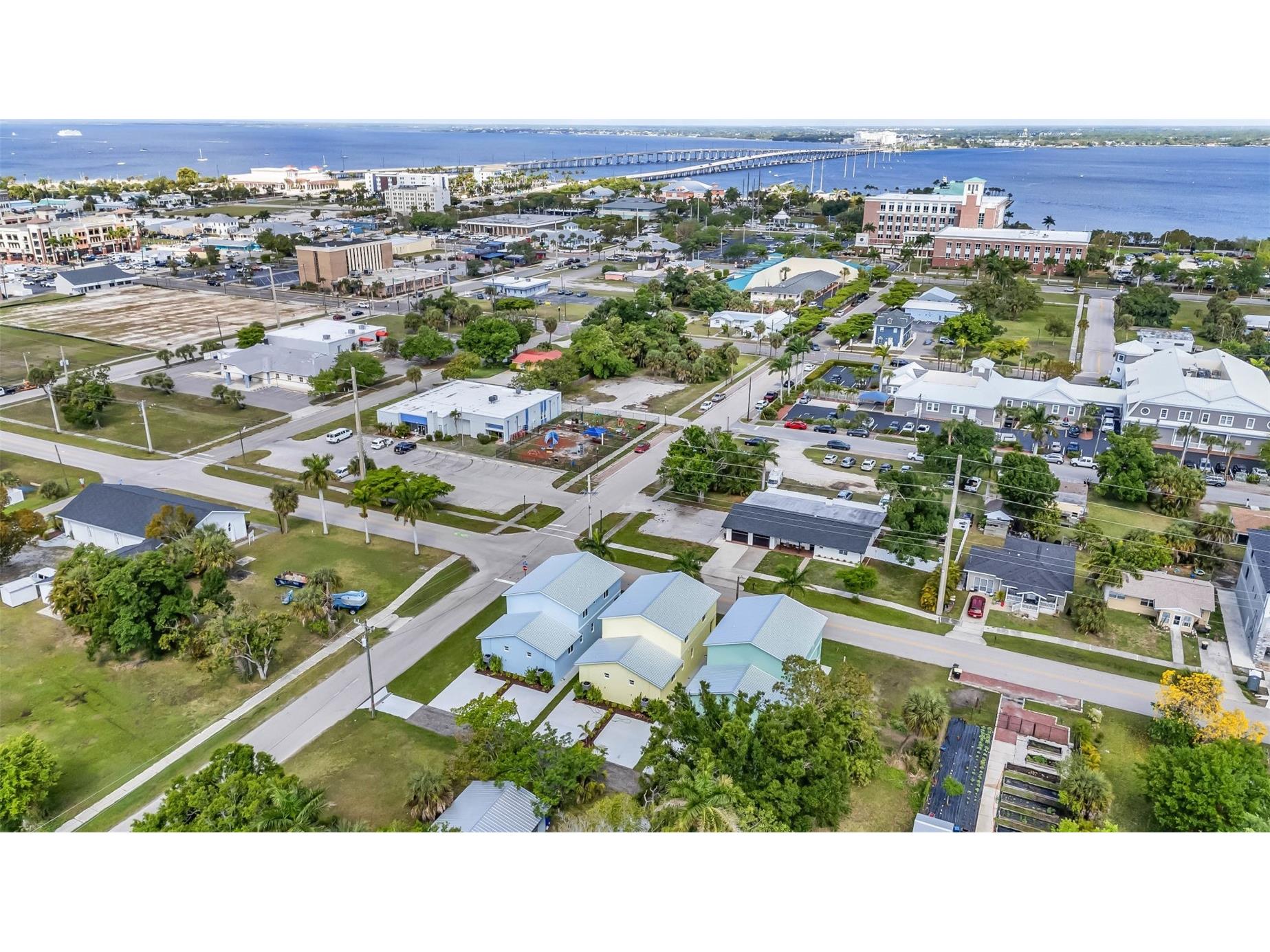 309 E Virginia Avenue Punta Gorda FL 33950 C7526667 image2