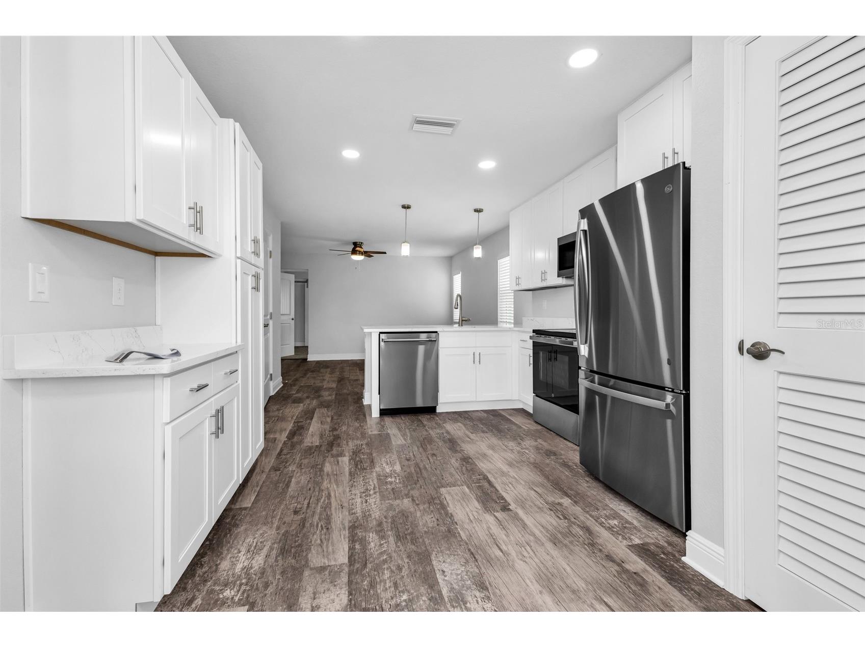 309 E Virginia Avenue Punta Gorda FL 33950 C7526667 image7