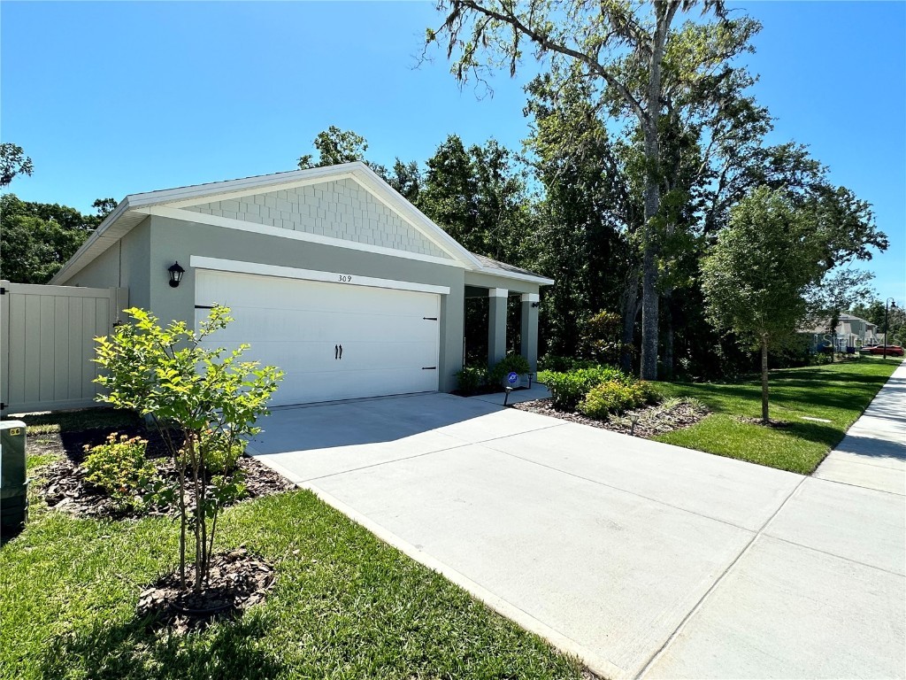 309 Gina Lane Davenport FL 33837 O6109037 image1