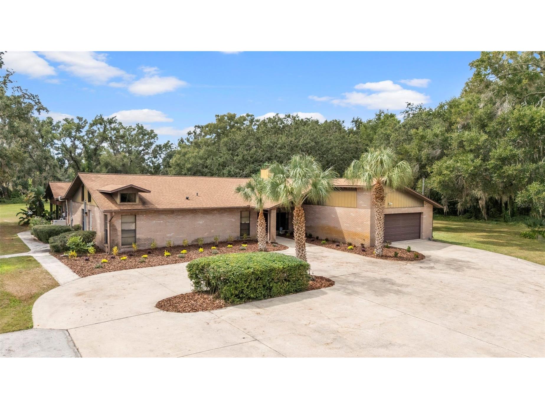 309 Hidden Lake Drive Brandon FL 33511 TB8392635 image2