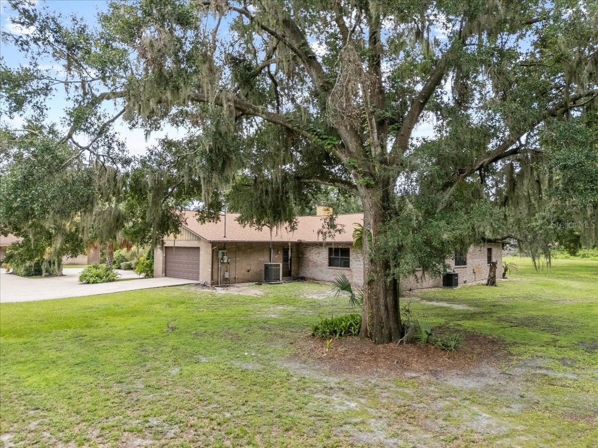 309 Hidden Lake Drive Brandon FL 33511 TB8392635 image52