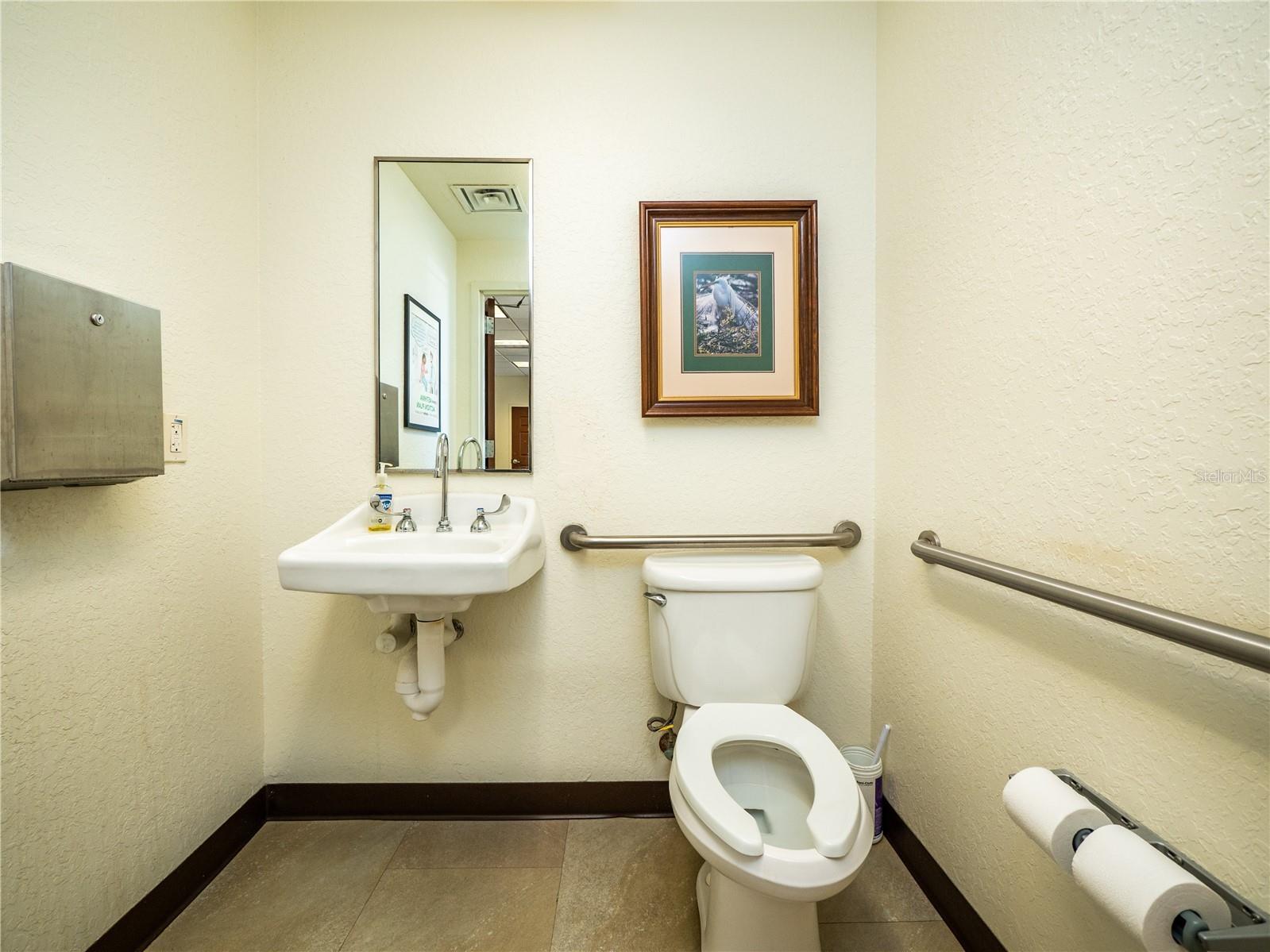 309 Lagrande Boulevard Lady Lake FL 32159 OM723703 image24