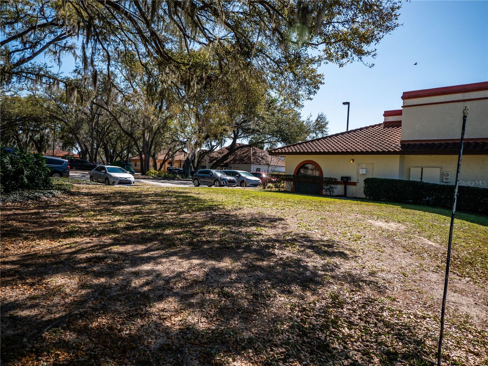 309 Lagrande Boulevard Lady Lake FL 32159 OM723703 image32