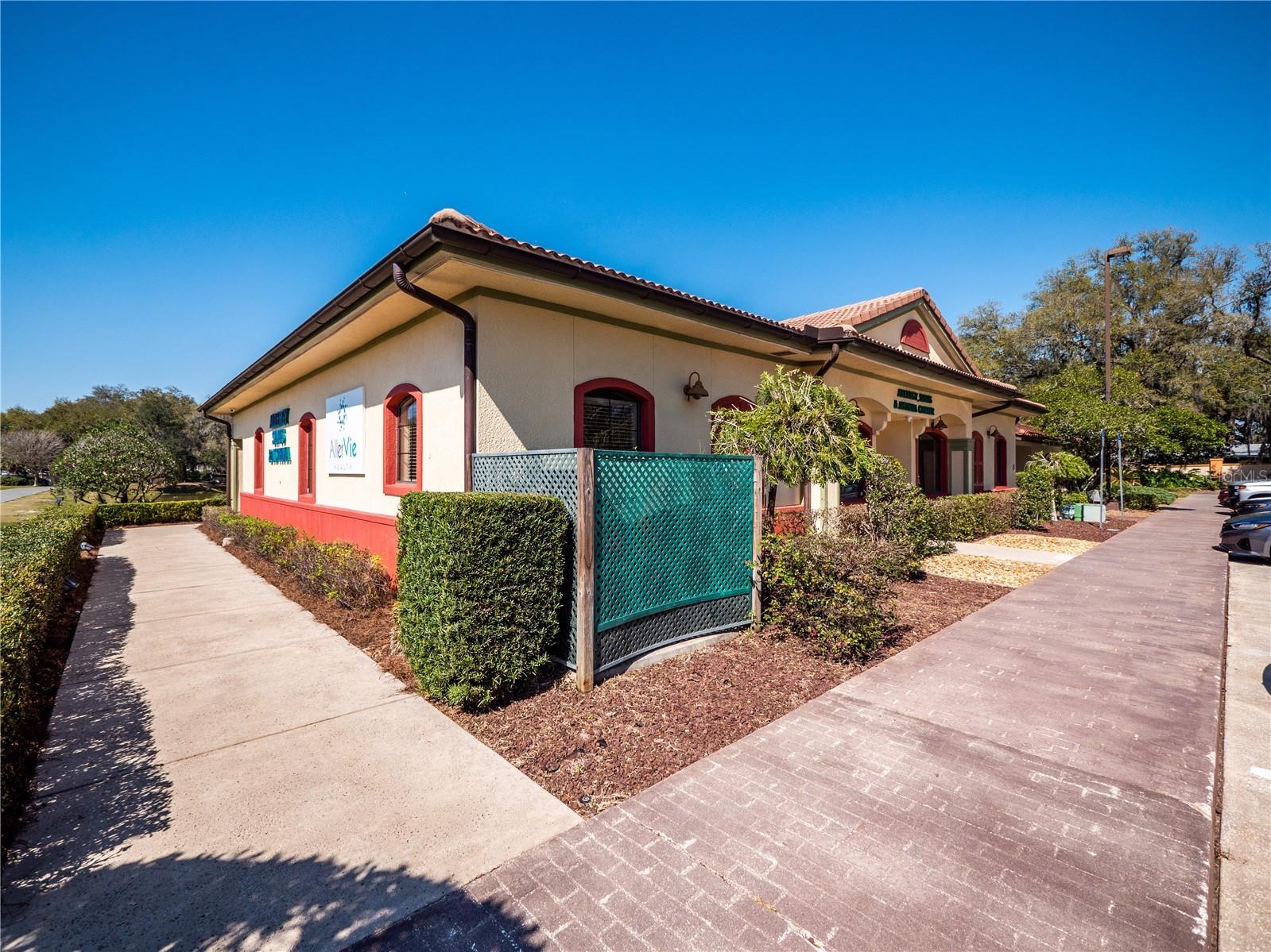 309 Lagrande Boulevard Lady Lake FL 32159 OM723703 image37