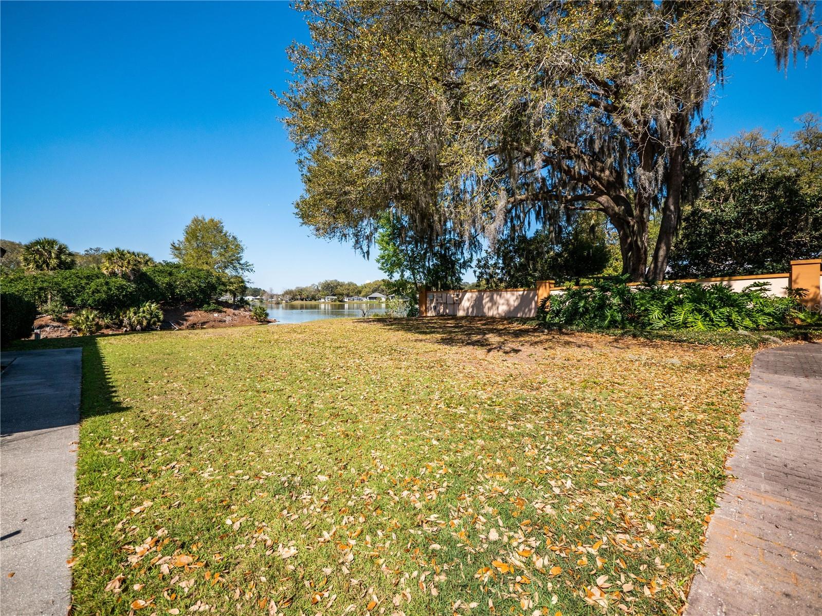 309 Lagrande Boulevard Lady Lake FL 32159 OM723703 image40