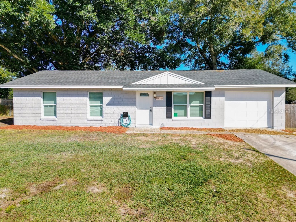 309 Magnolia Way Lady Lake FL 32159 G5075066 image1