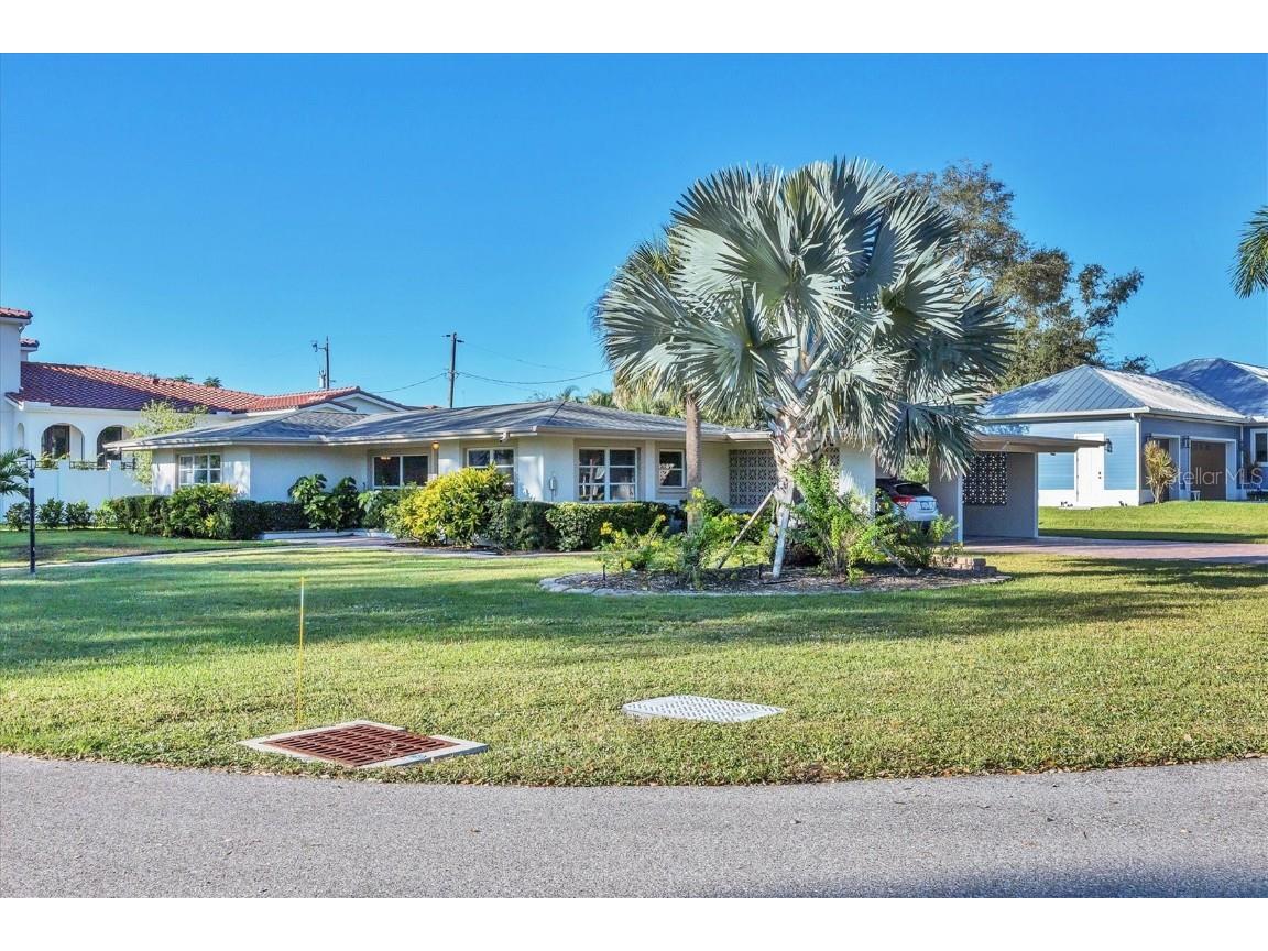 309 Park Boulevard N Venice FL 34285 N6141014 image1