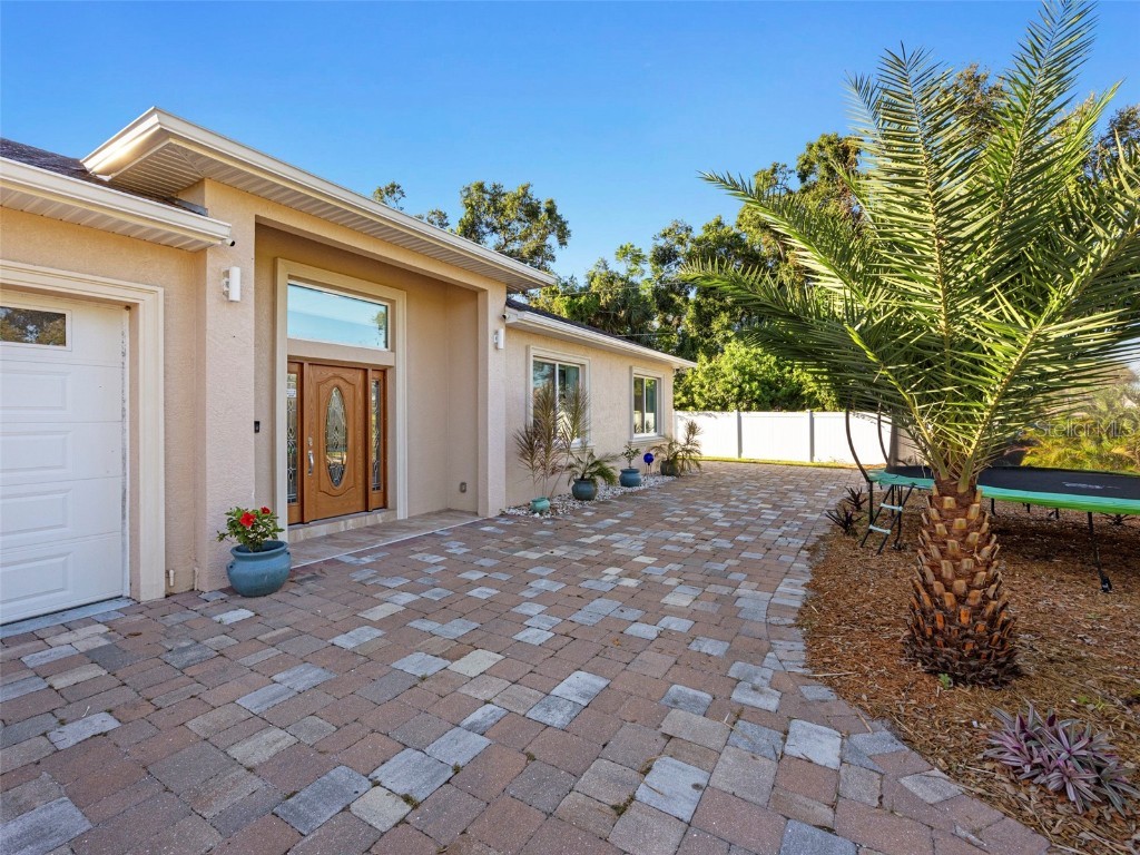 309 Pelican Road Venice FL 34293 N6129118 image1