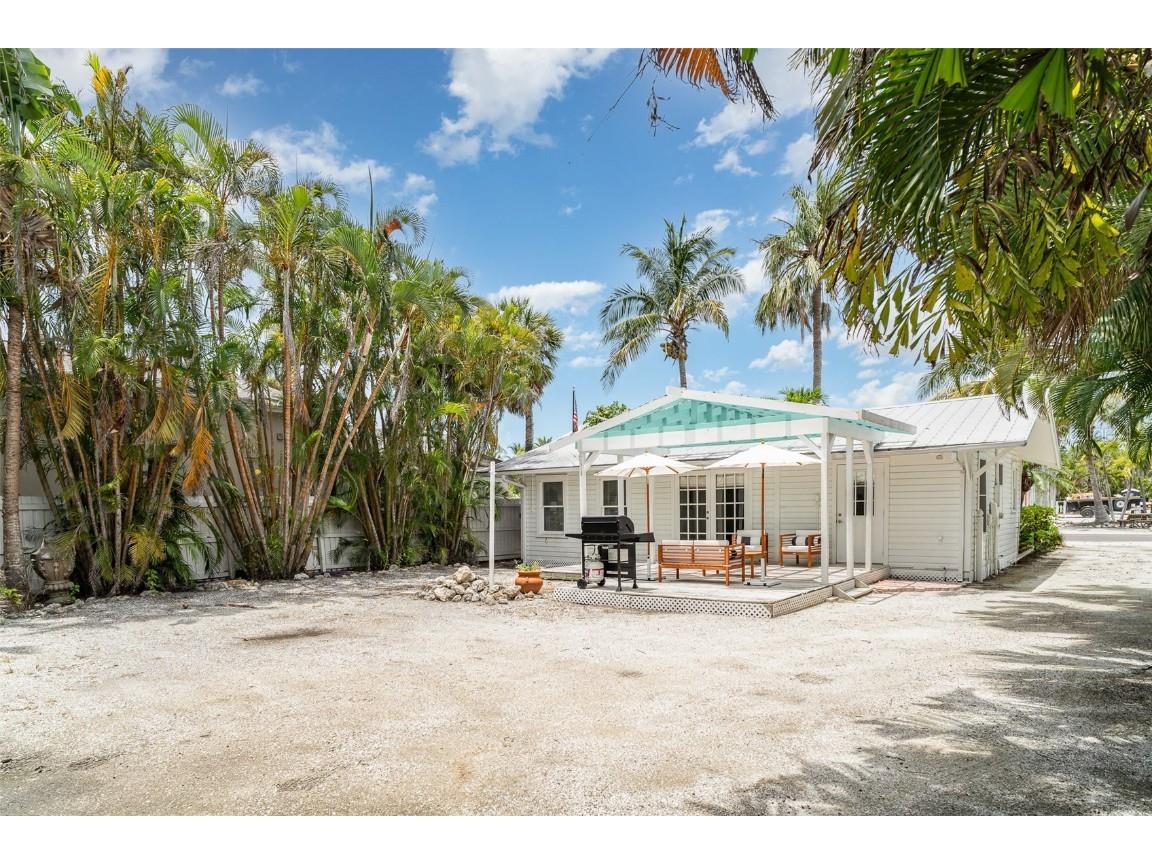 309 Pine Avenue Anna Maria FL 34216 A4656415 image18