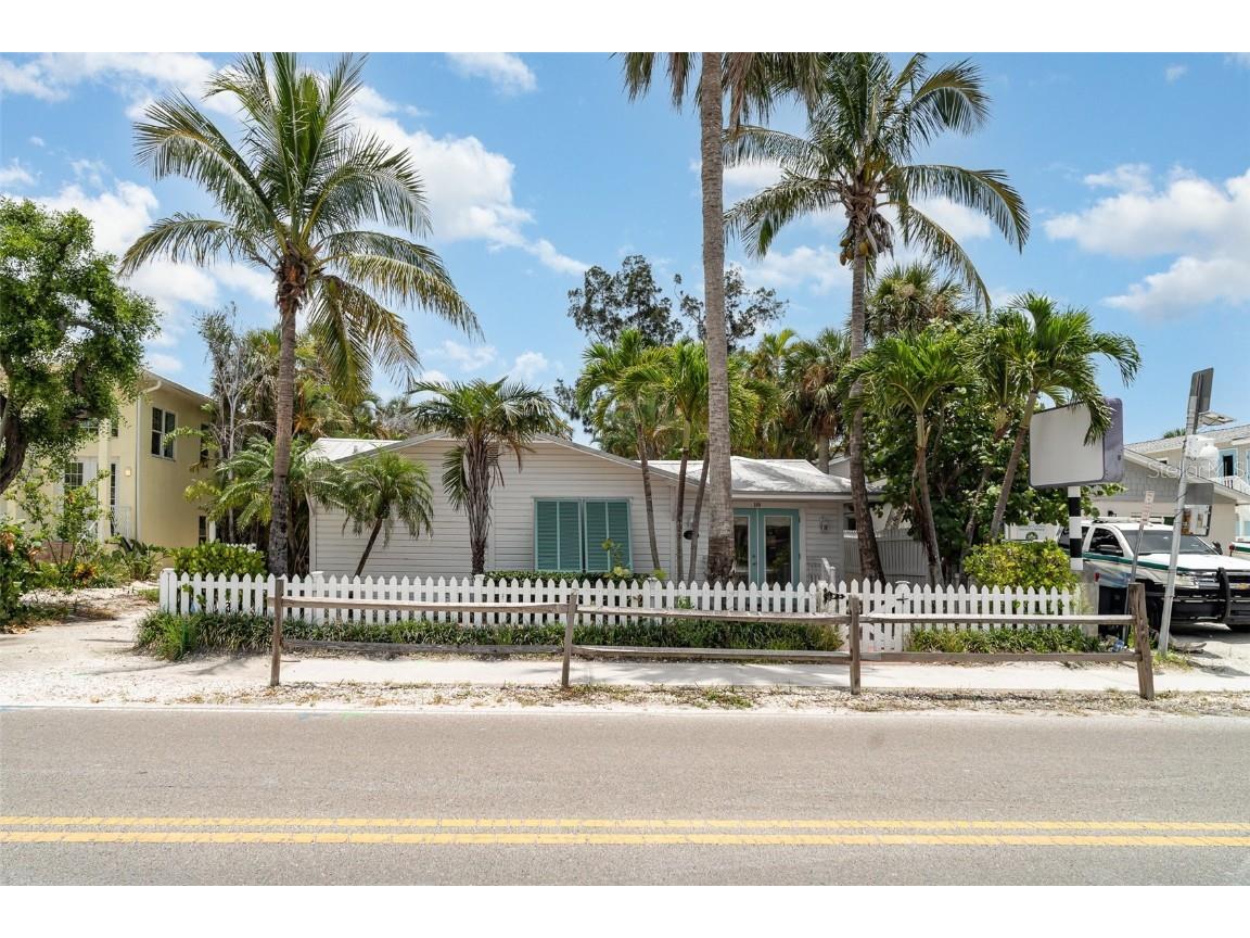 309 Pine Avenue Anna Maria FL 34216 A4656415 image26