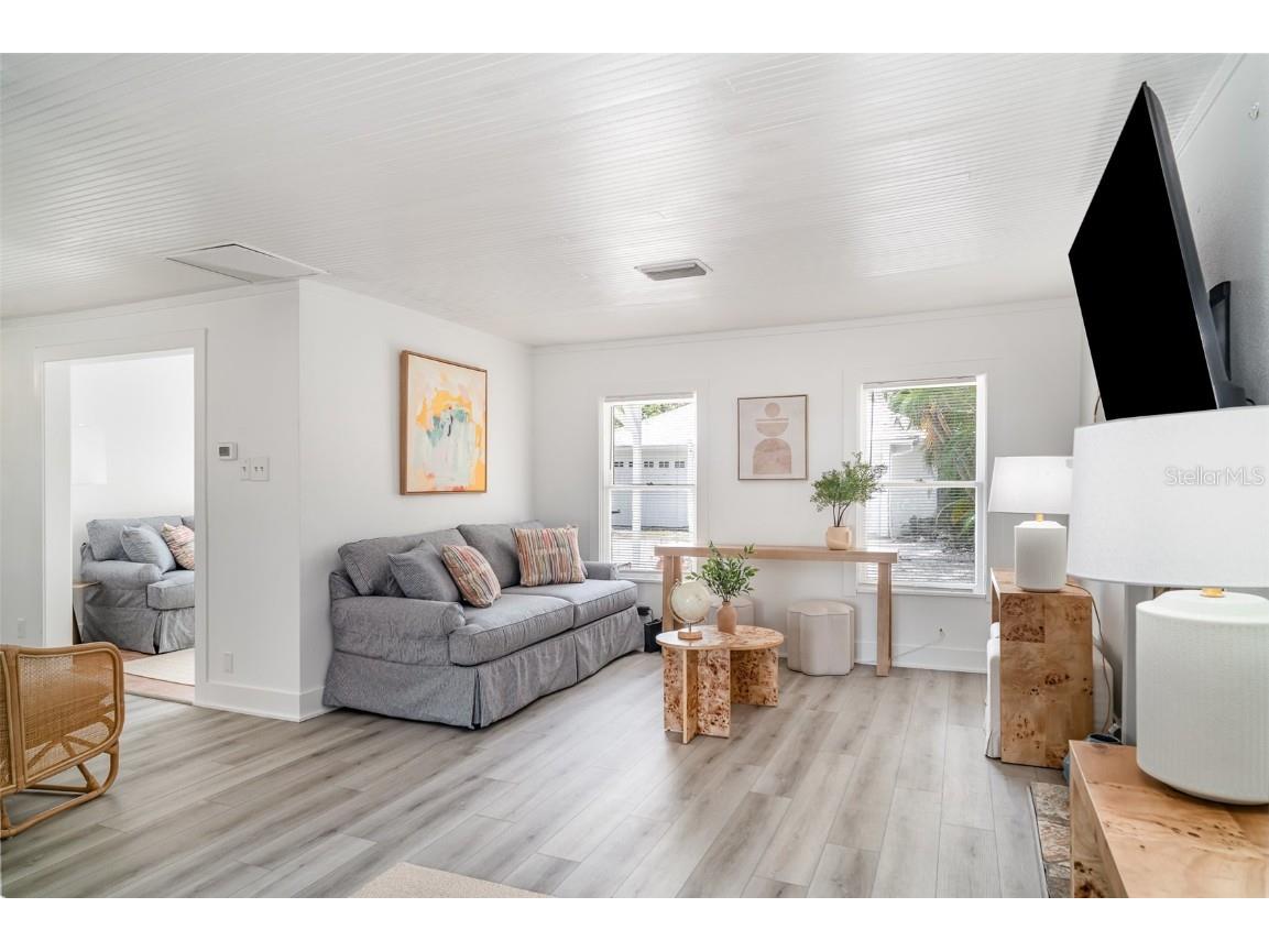 309 Pine Avenue Anna Maria FL 34216 A4656415 image3