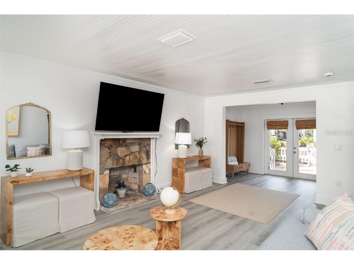 309 Pine Avenue Anna Maria FL 34216 A4656415 image5