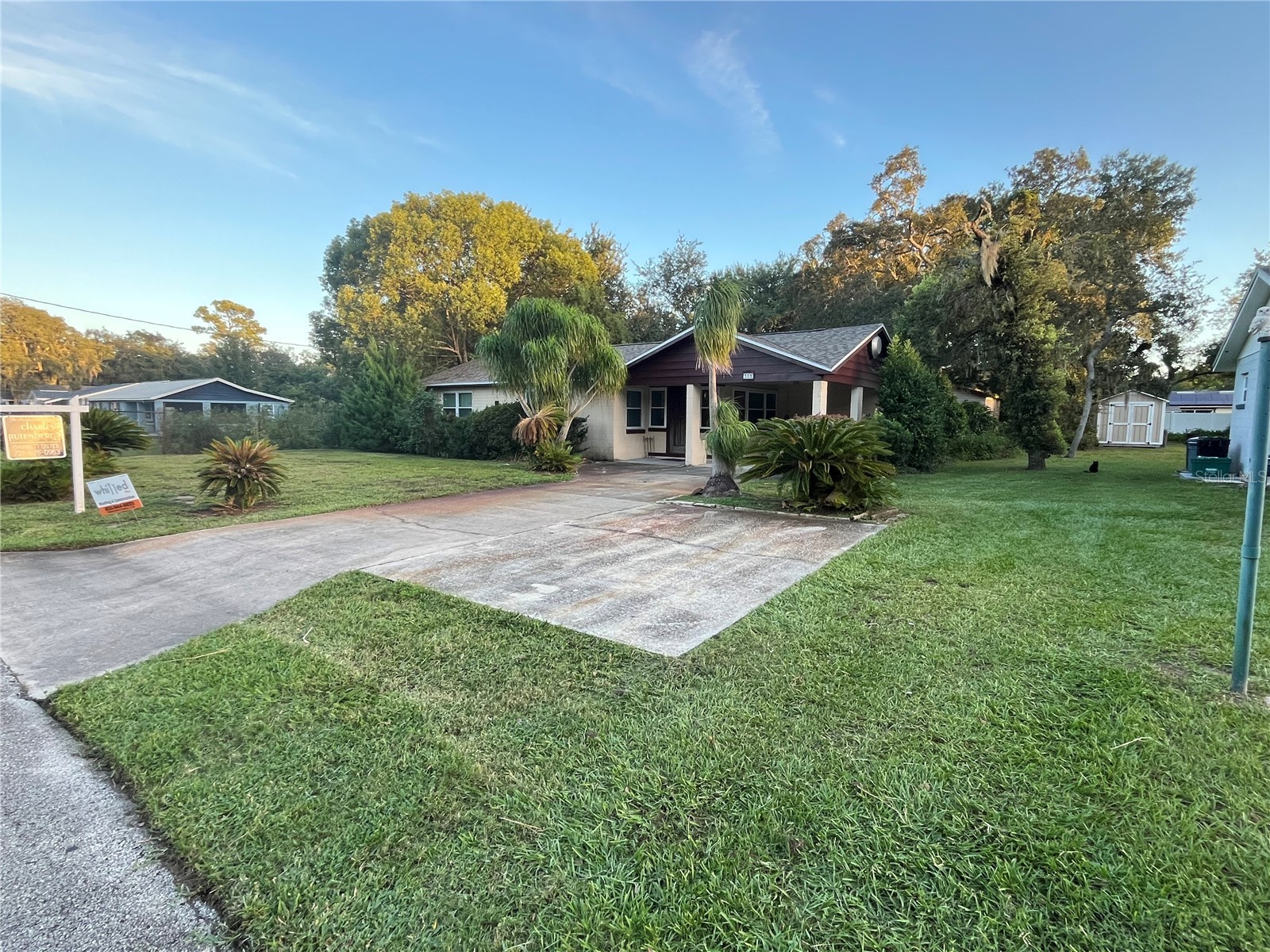 309 Riviera Drive Debary FL 32713 TB8436514 image2