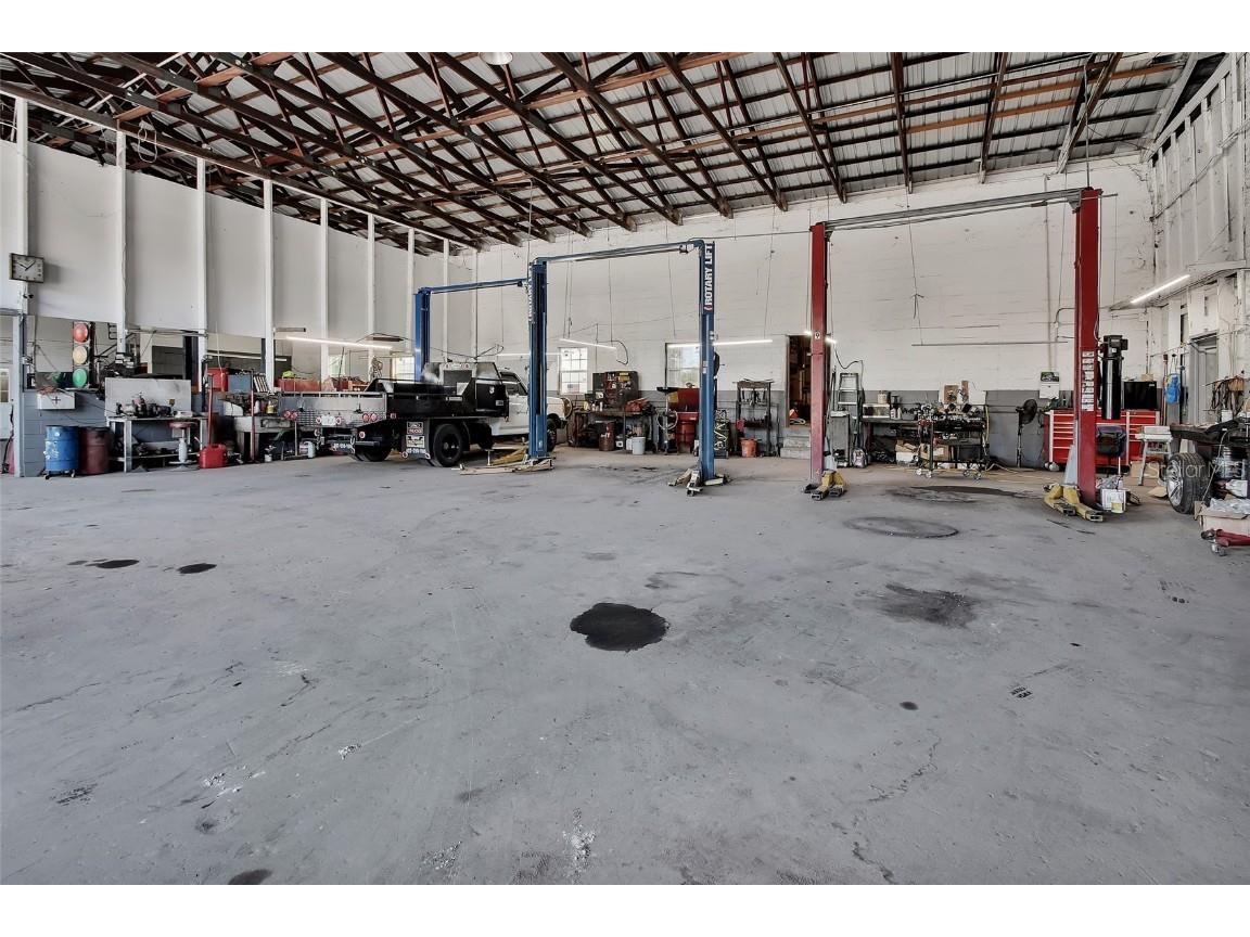 309 S Florida Avenue Deland FL 32720 V4944844 image9