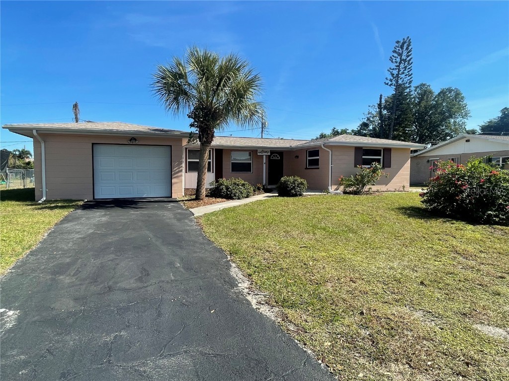 309 Salem Avenue NW Port Charlotte FL 33952 C7482924 image1