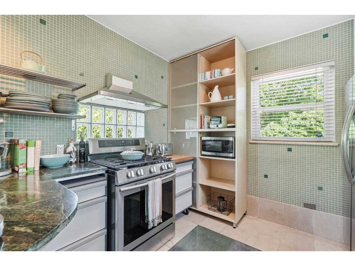 309 Sears Avenue Daytona Beach FL 32118 V4945377 image10