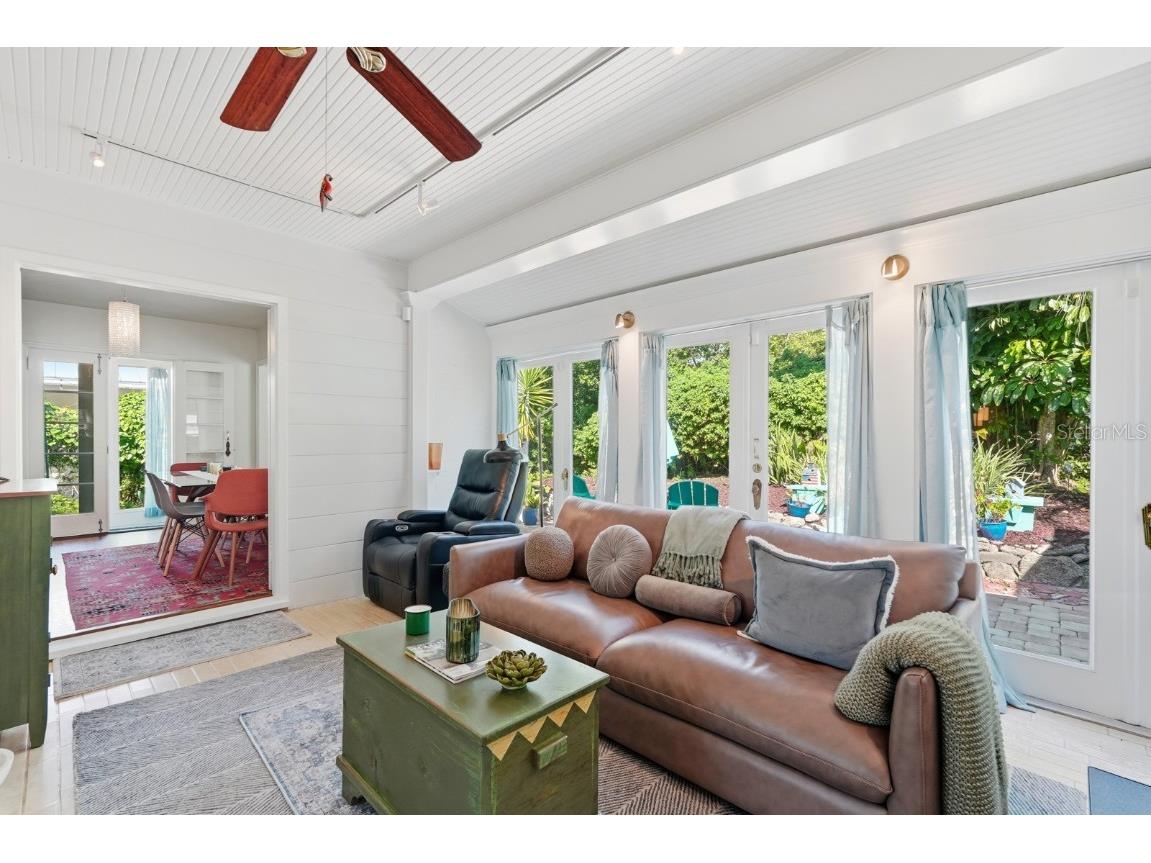 309 Sears Avenue Daytona Beach FL 32118 V4945377 image16