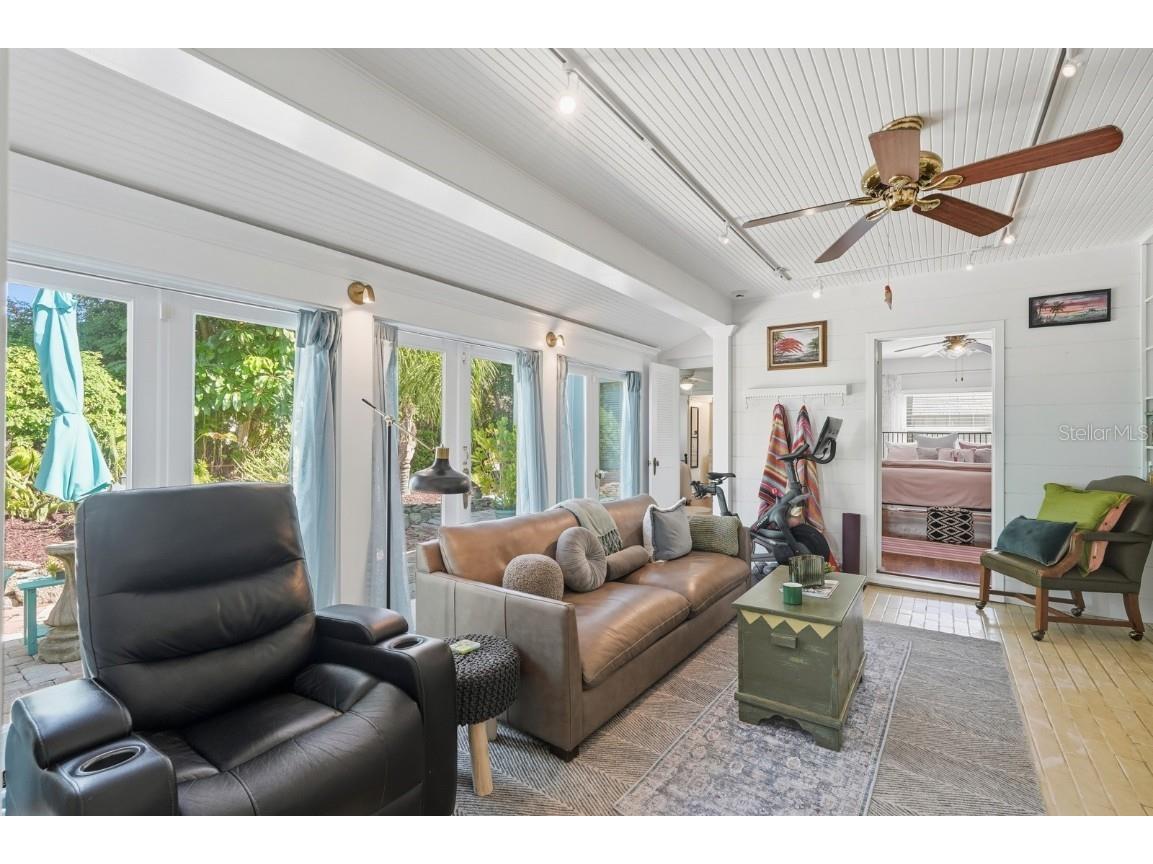 309 Sears Avenue Daytona Beach FL 32118 V4945377 image17