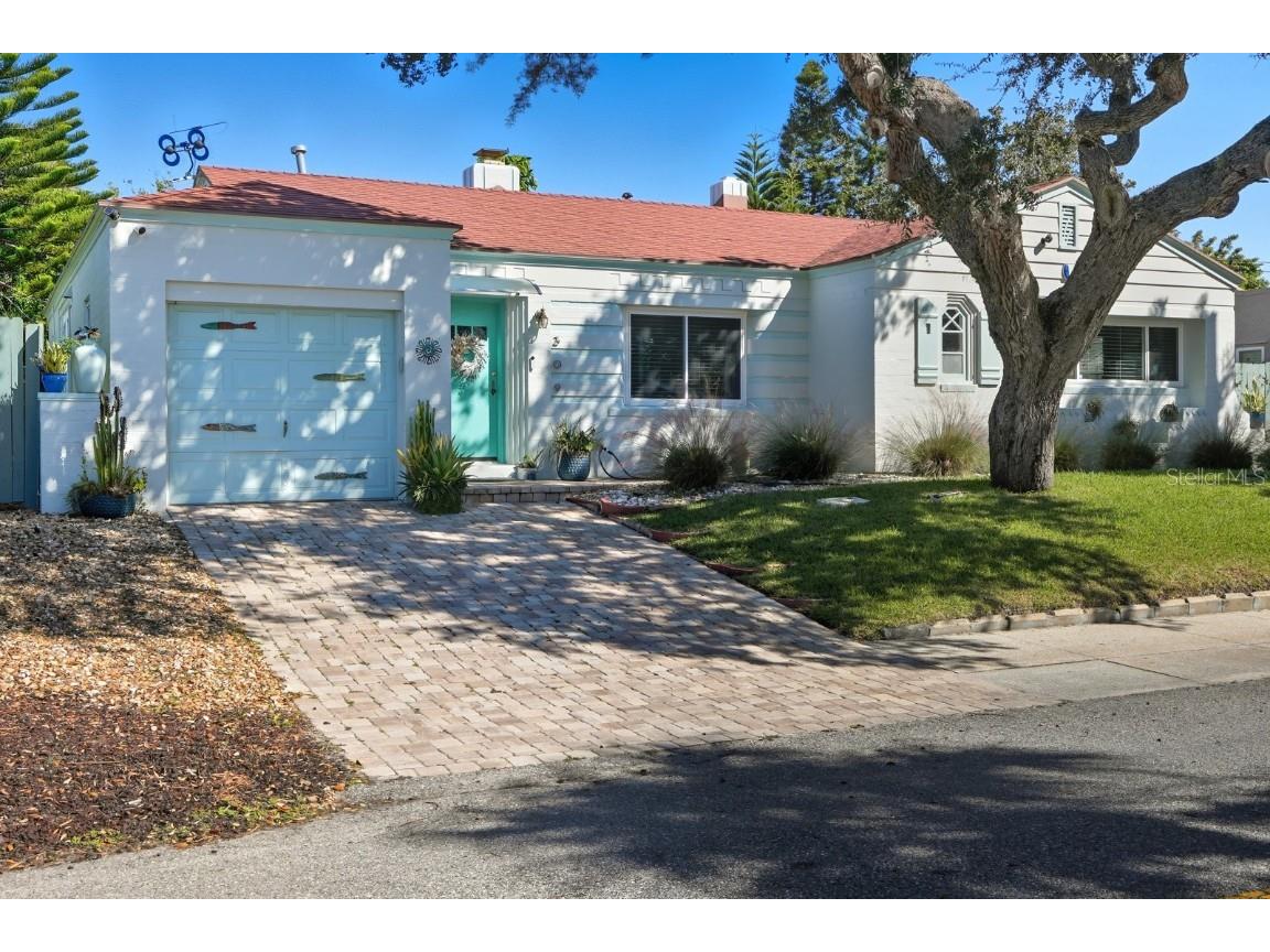 309 Sears Avenue Daytona Beach FL 32118 V4945377 image2