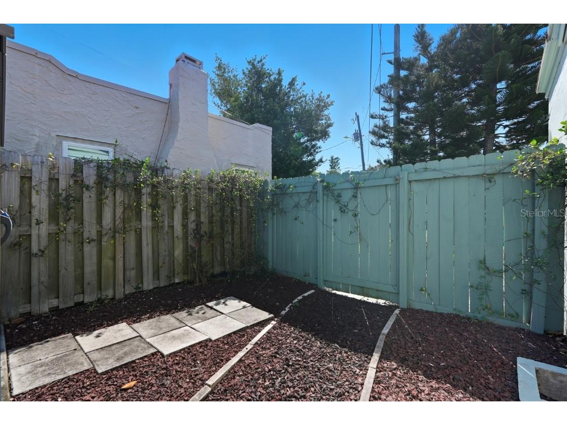 309 Sears Avenue Daytona Beach FL 32118 V4945377 image40