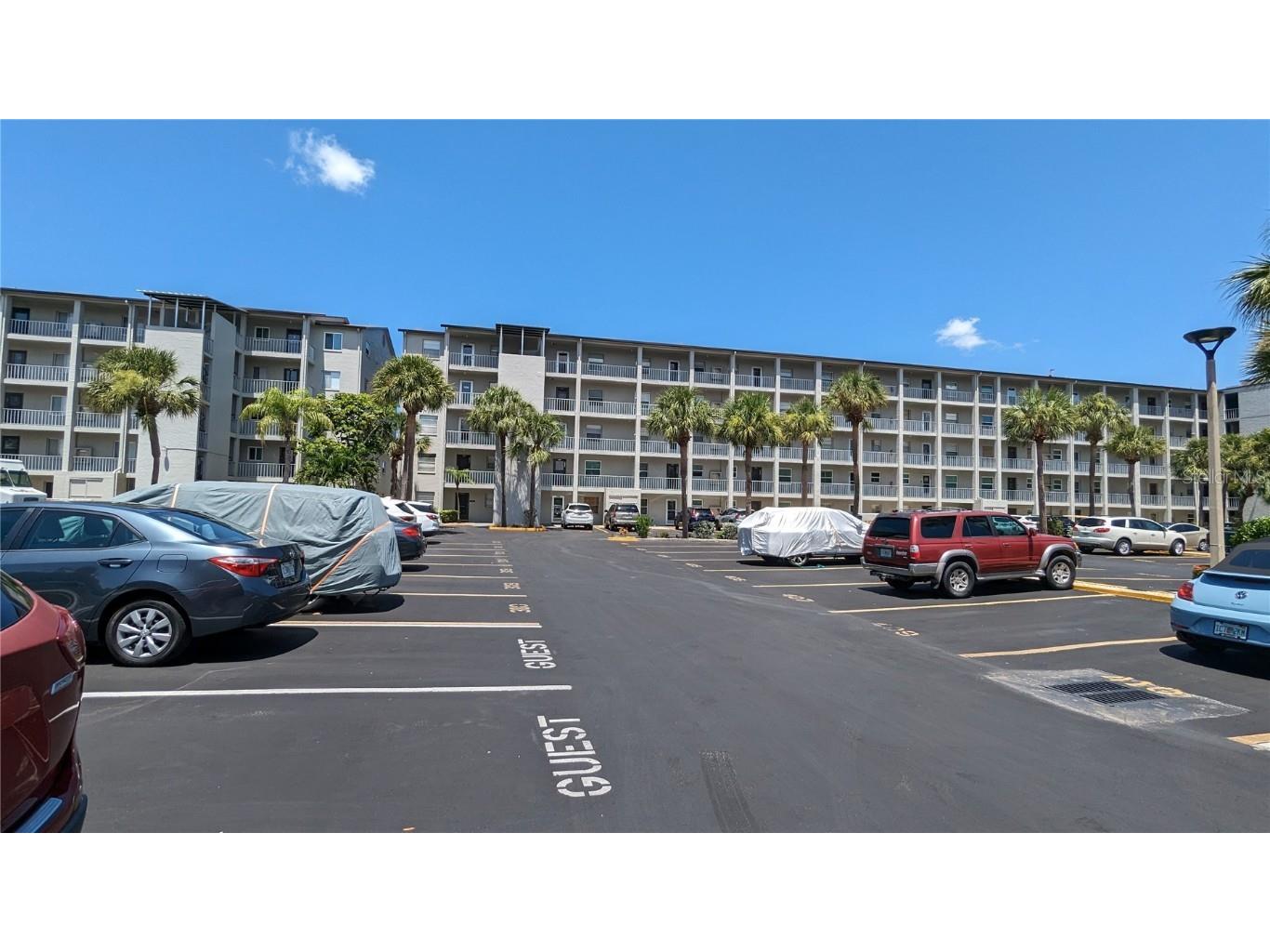 3090 Lake Bayshore Drive #O-202 Bradenton FL 34205 A4576672 image1