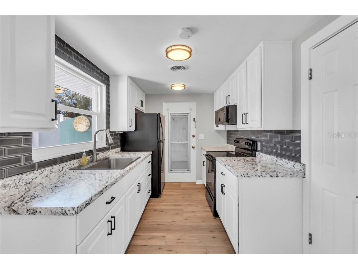 3091 Sunset Beach Drive Venice FL 34293 A4674025 image14