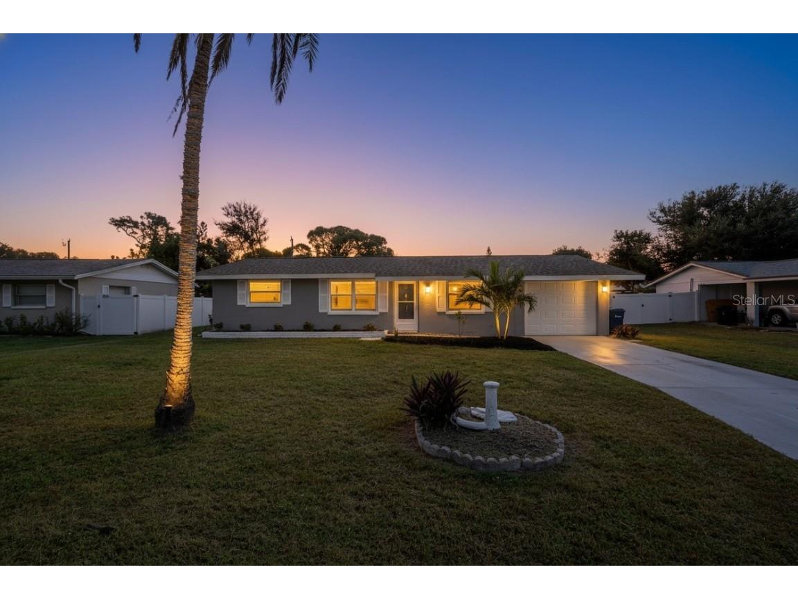 3091 Sunset Beach Drive Venice FL 34293 A4674025 image2