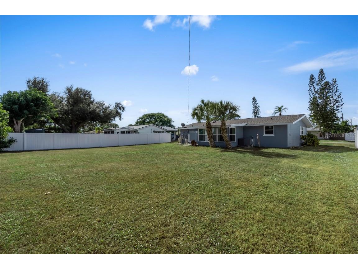 3091 Sunset Beach Drive Venice FL 34293 A4674025 image24