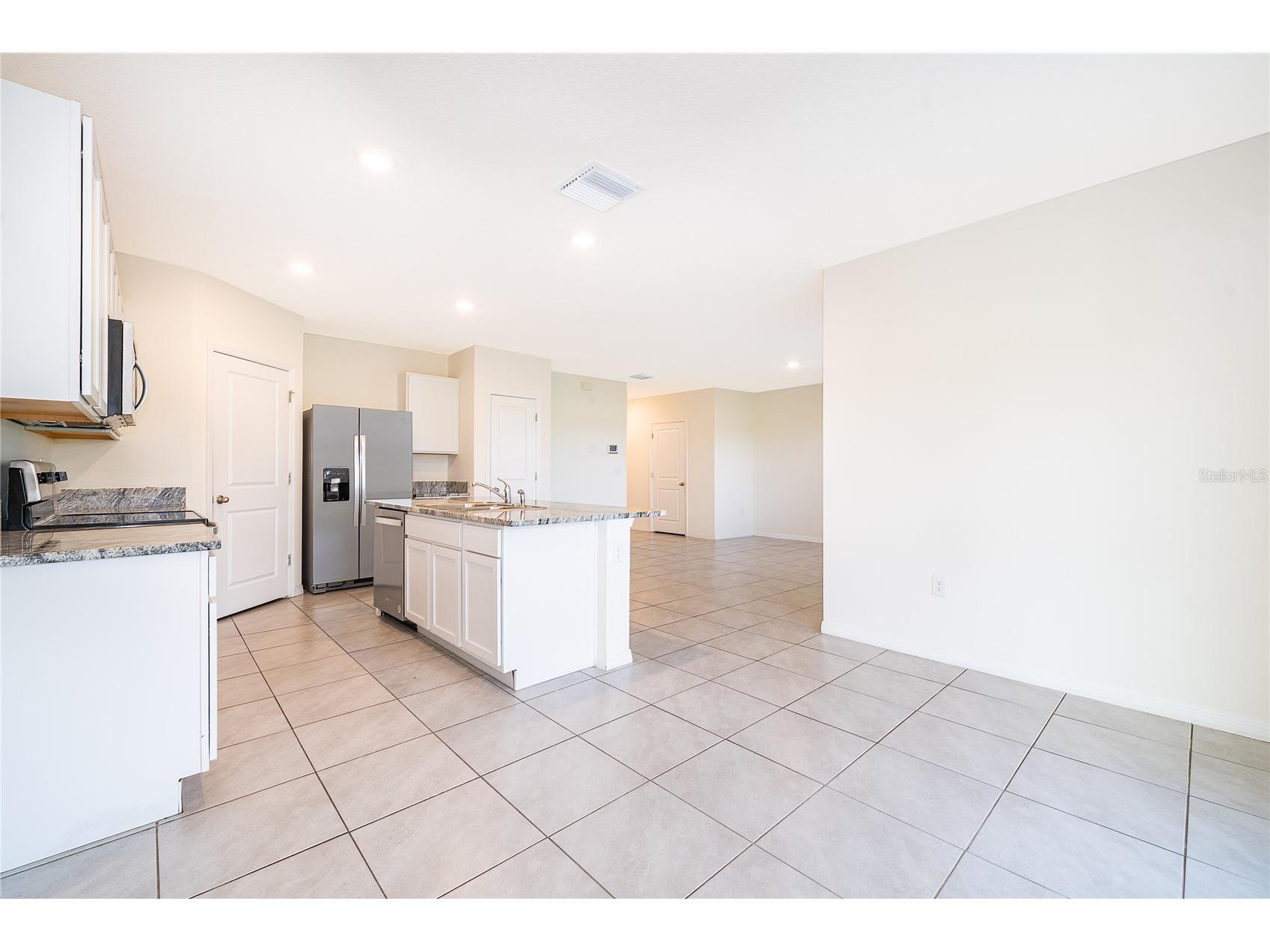 30915 Penny Surf Loop Wesley Chapel FL 33545 O6413247 image16